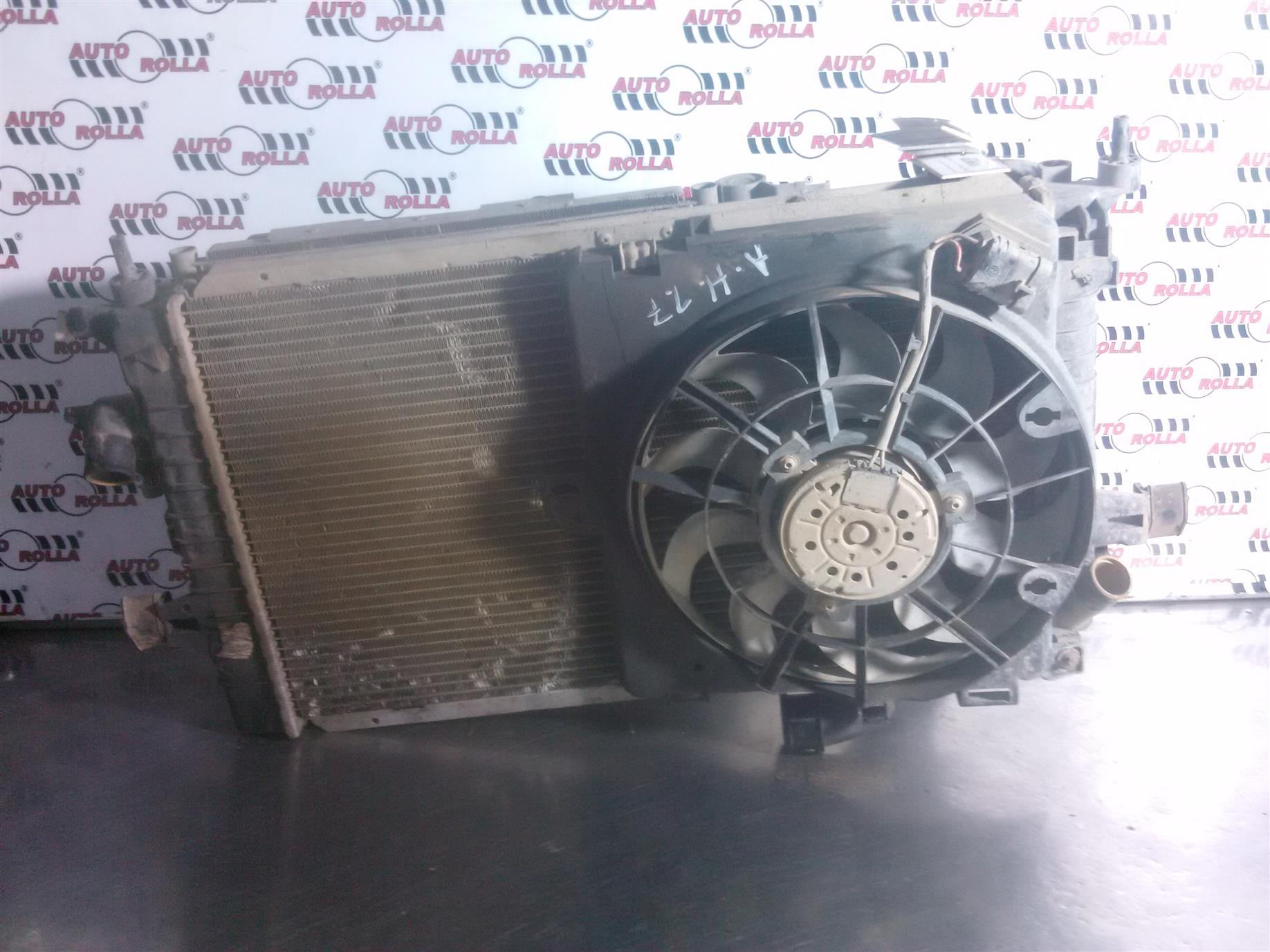 Radiator apa Opel Astra H 1.7d an 2006.