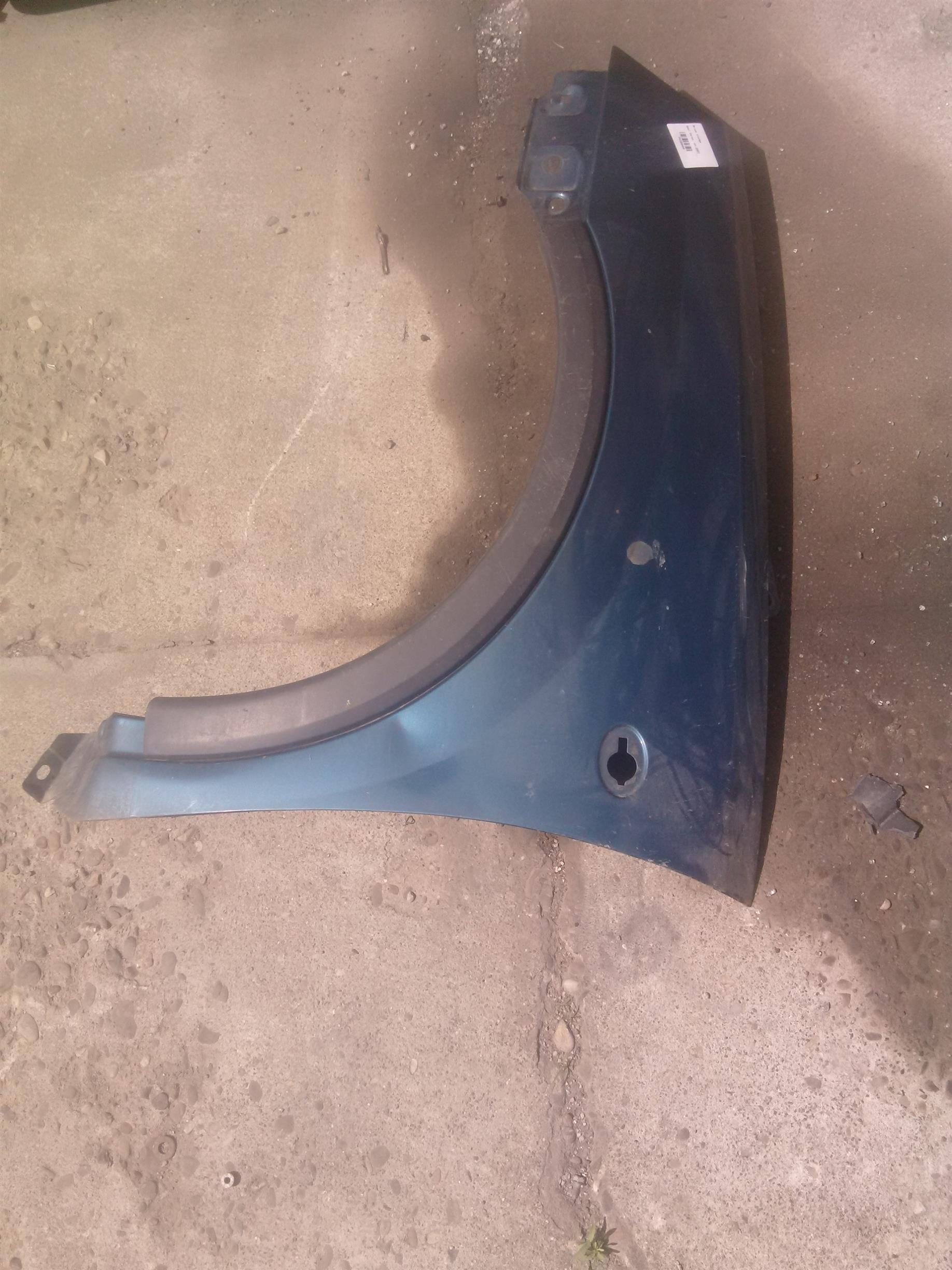 Aripa stanga Opel Corsa, an 2002
