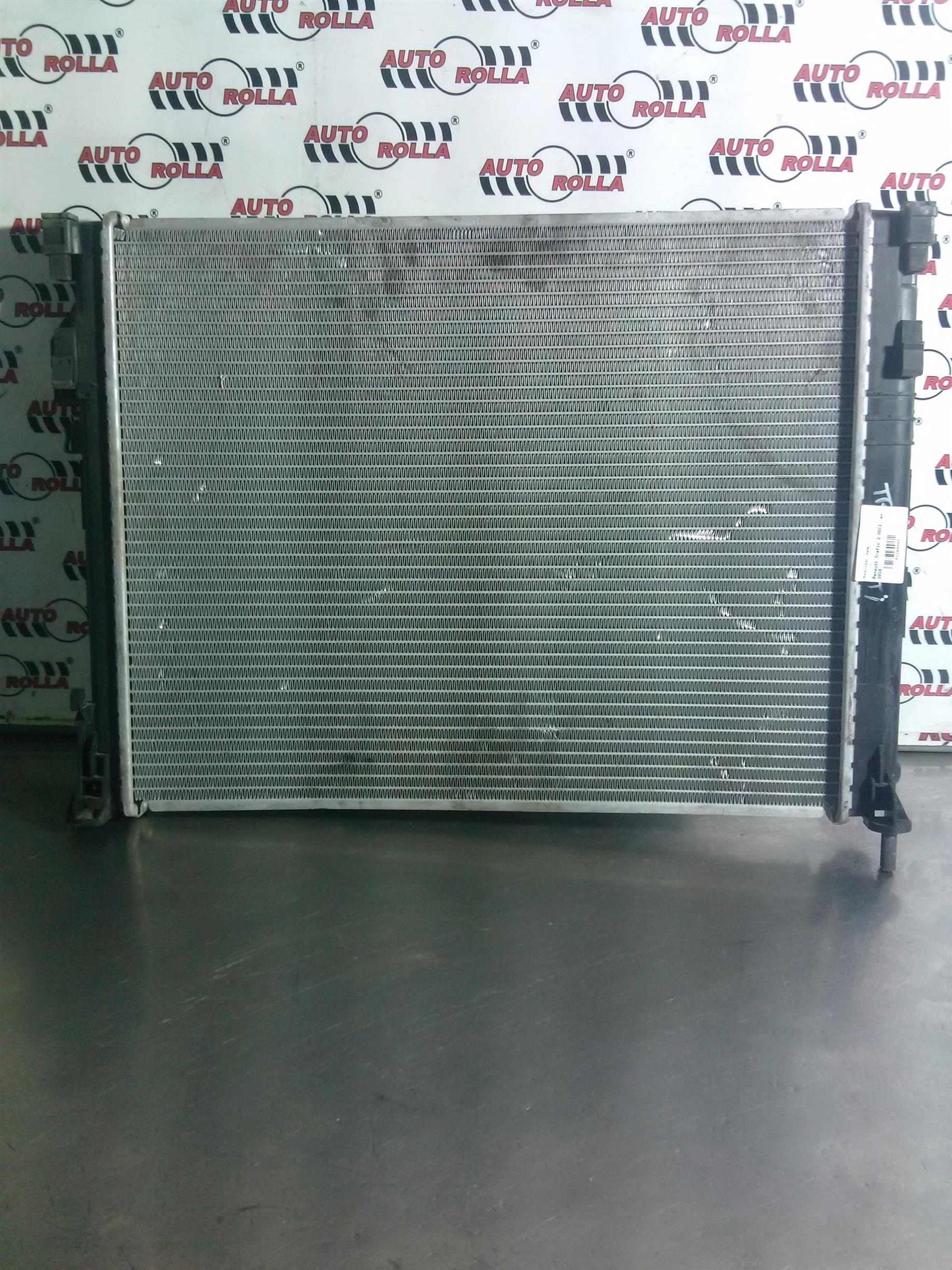 Radiator apa Renault Trafic 2.0DCI, an 2010.