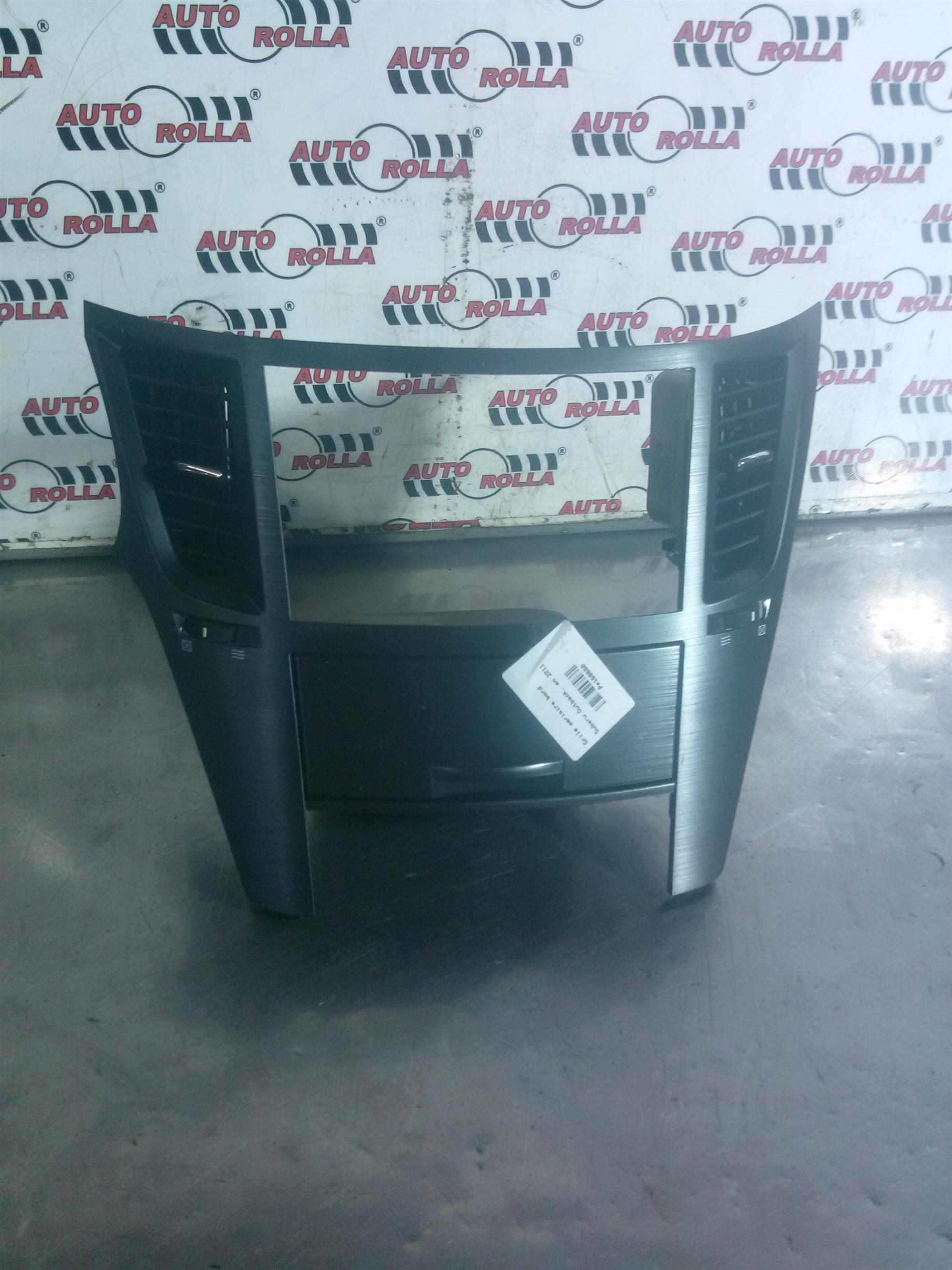 Grile aerisire bord Subaru Outback, an 2011