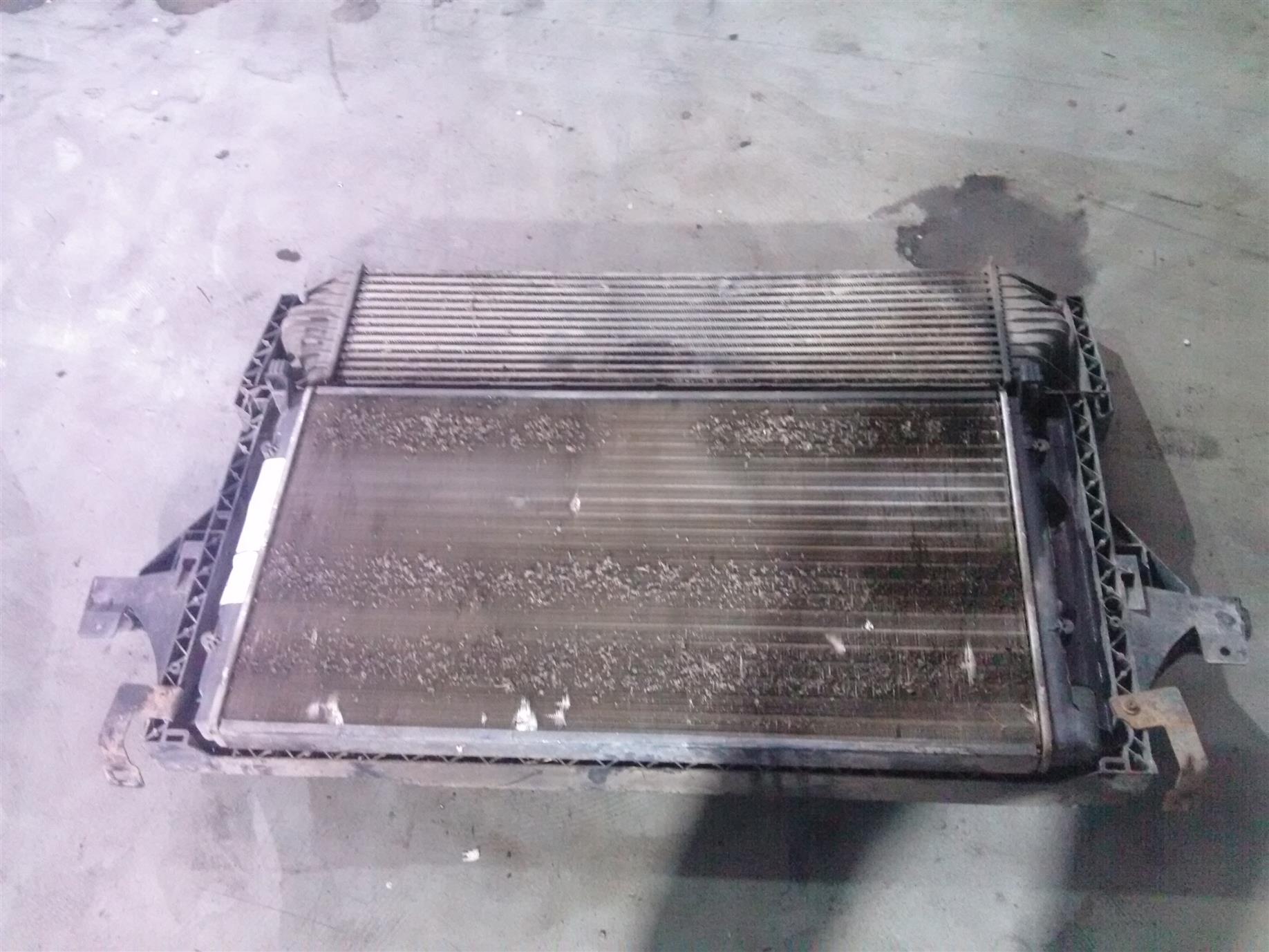 Radiator intercooler Renault Master 2.5D, an 2005.