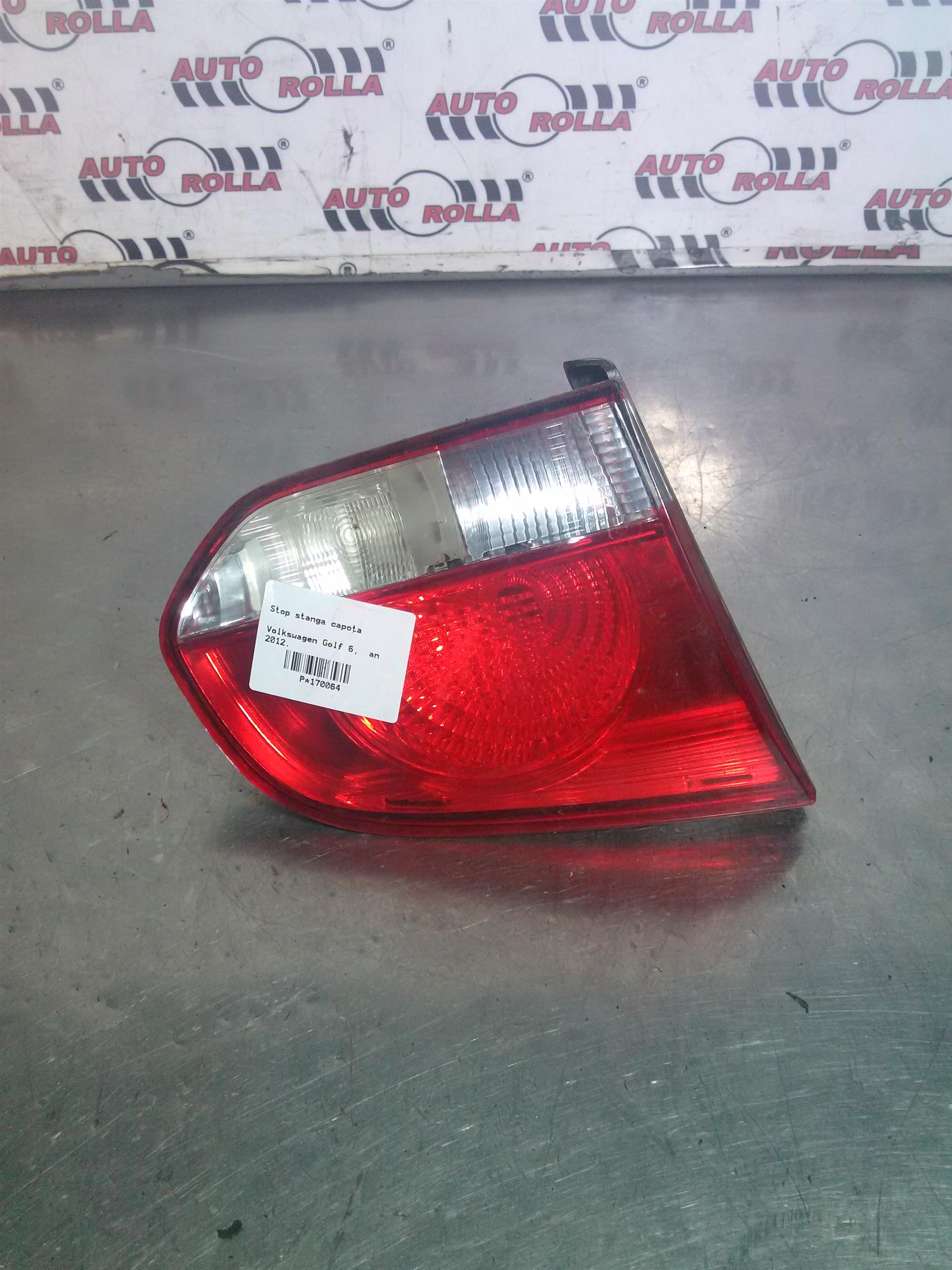 Stop stanga capota Volkswagen Golf 6, an 2012.