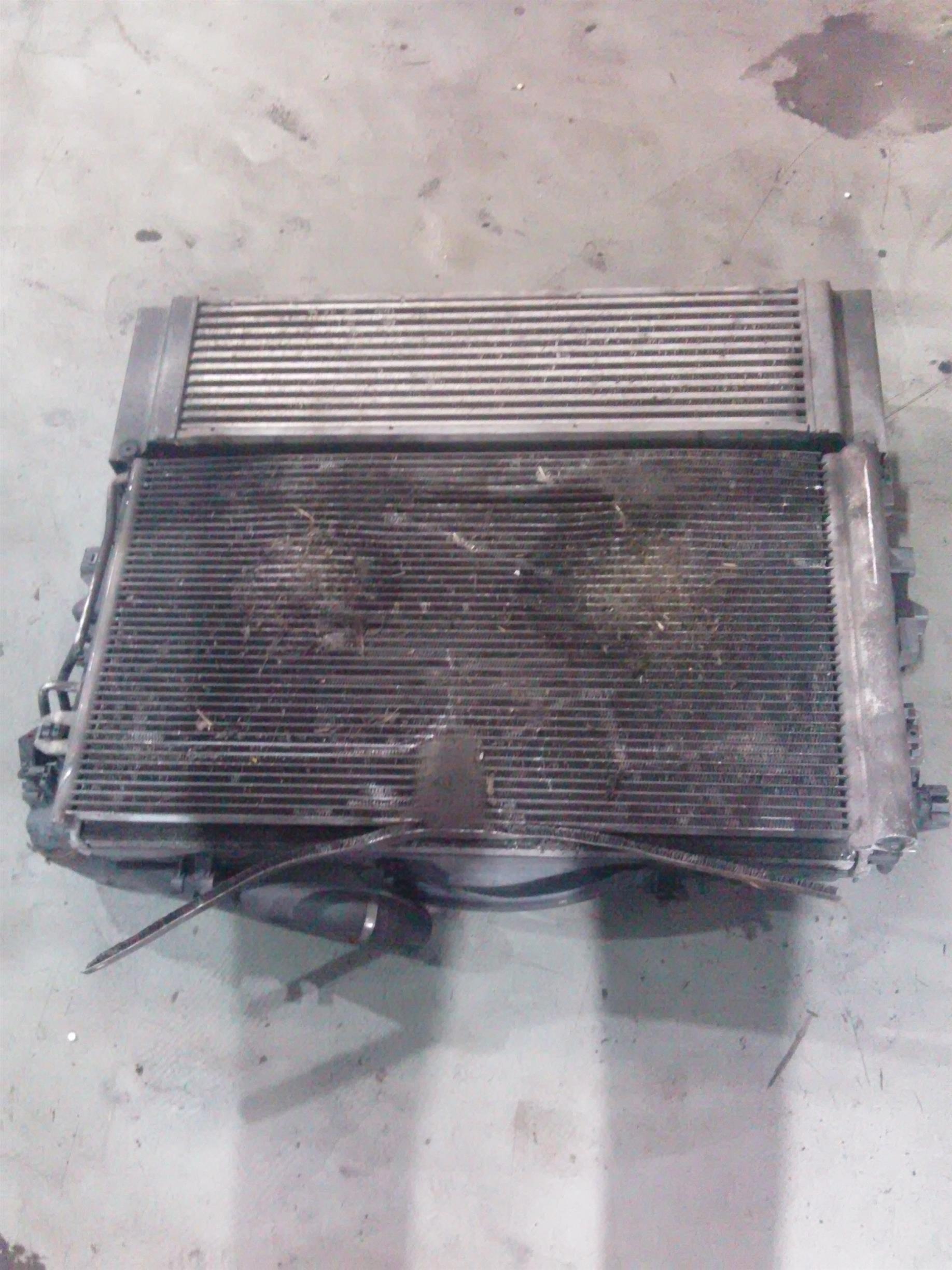 Radiator apa Mercedes Vito 2.2CDI, an 2008 euro 4