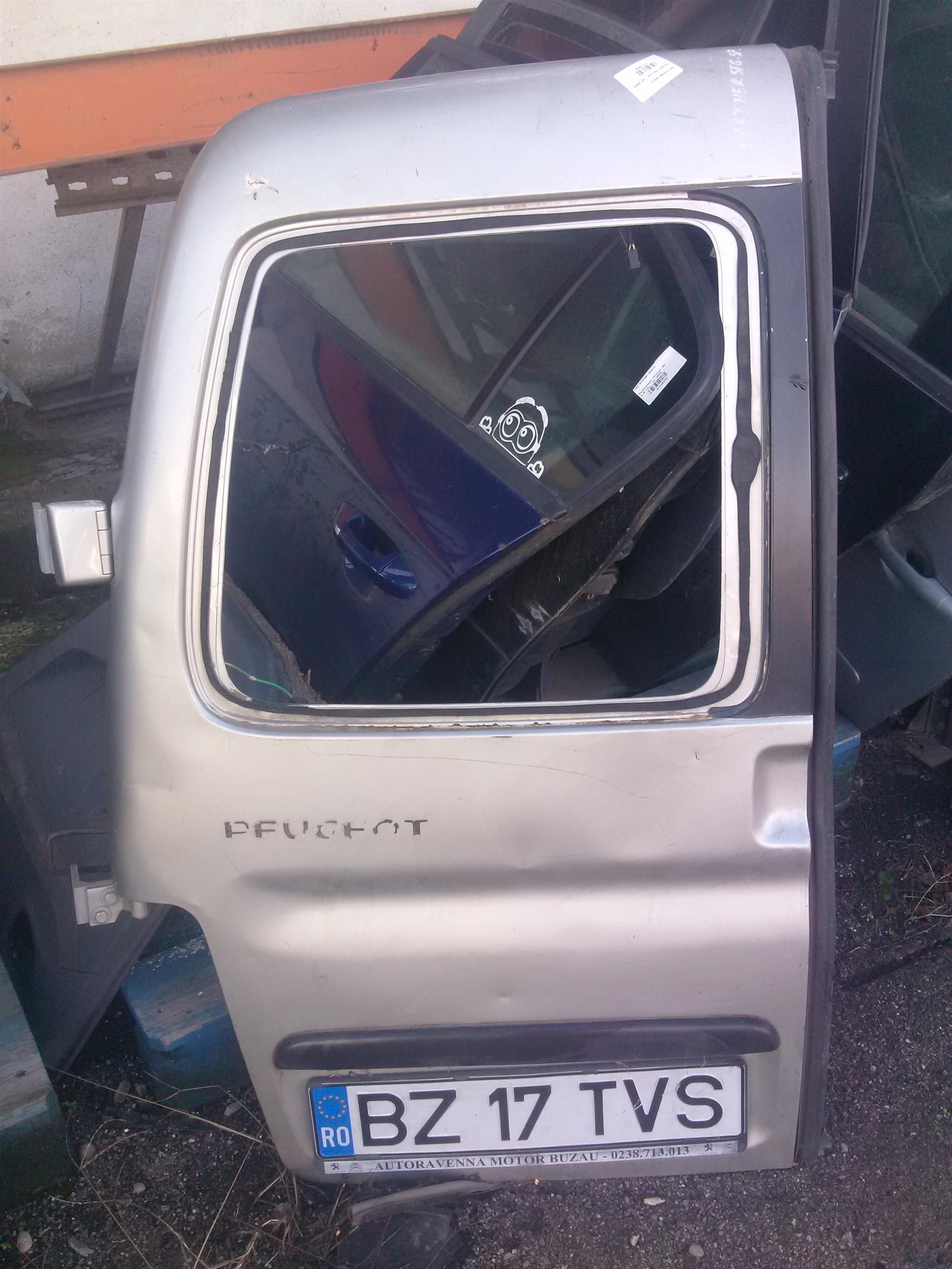 Usa stanga spate Peugeot Partner, an 2005