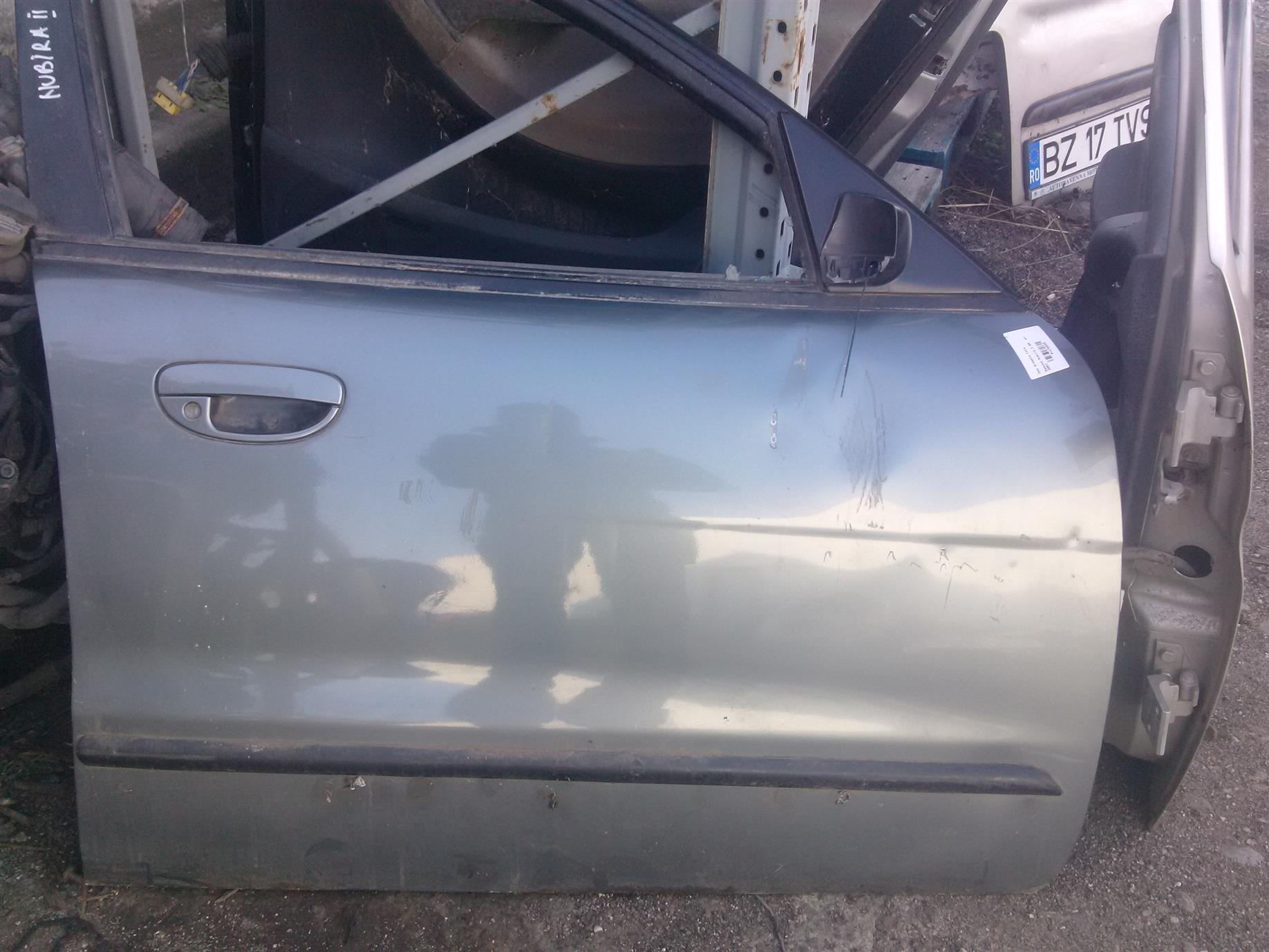 Usa dreapta fata Daewoo Nubira 1.6S, an 2001