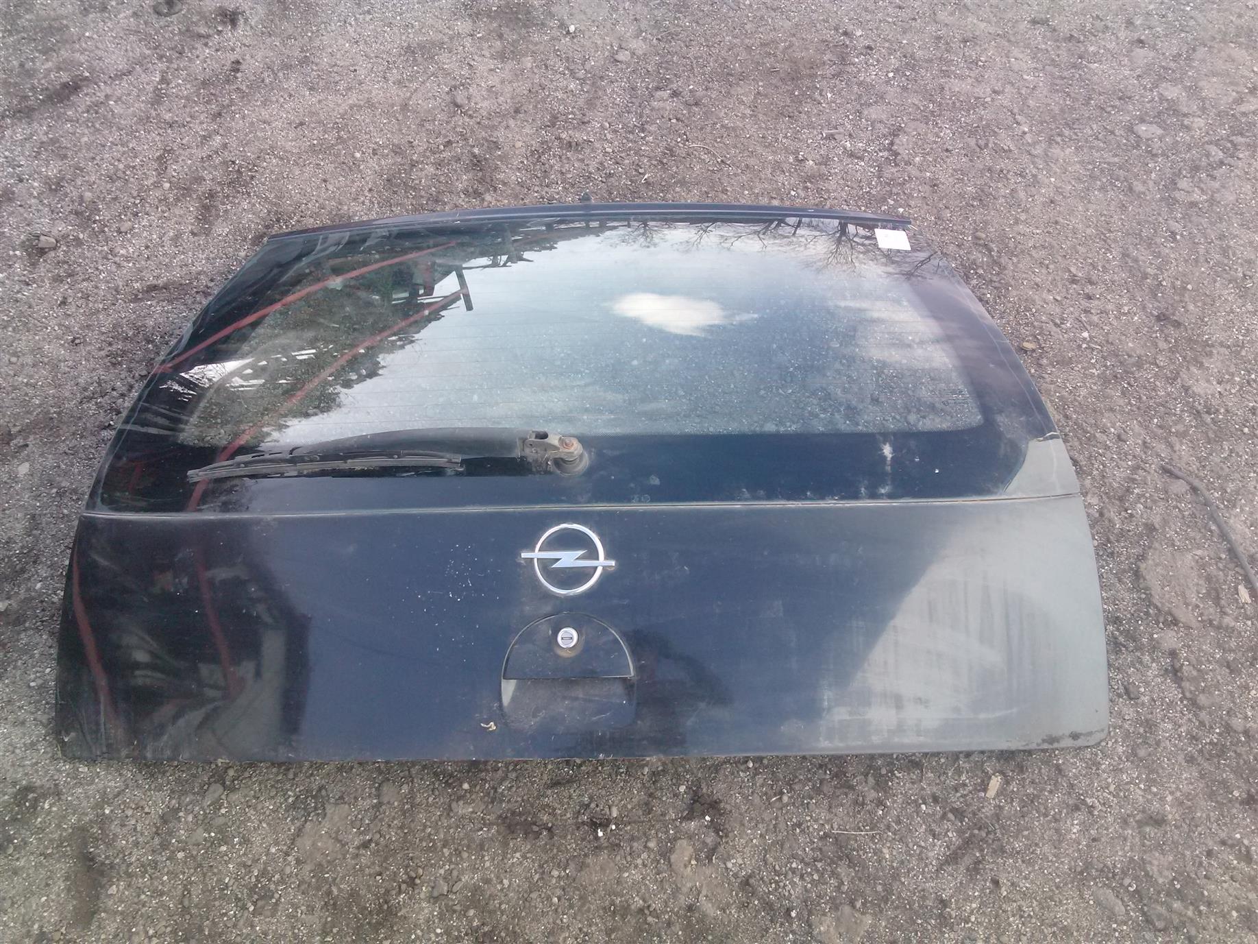 Haion Opel Corsa C, an 2002