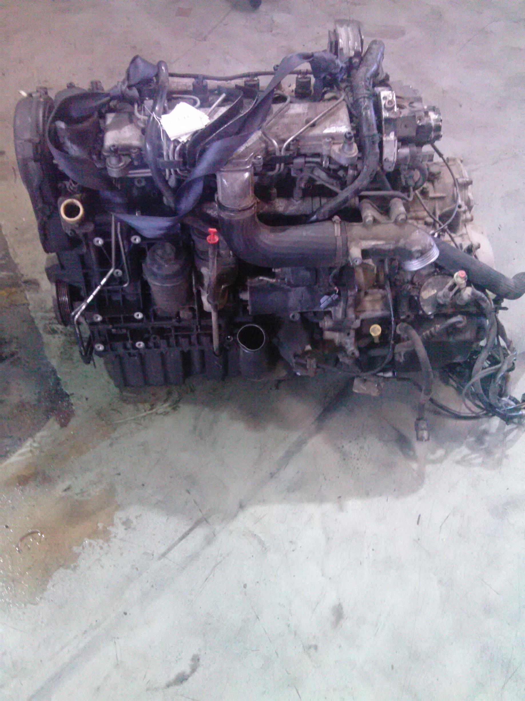 Cutie viteze Volvo S60 an 2003.
