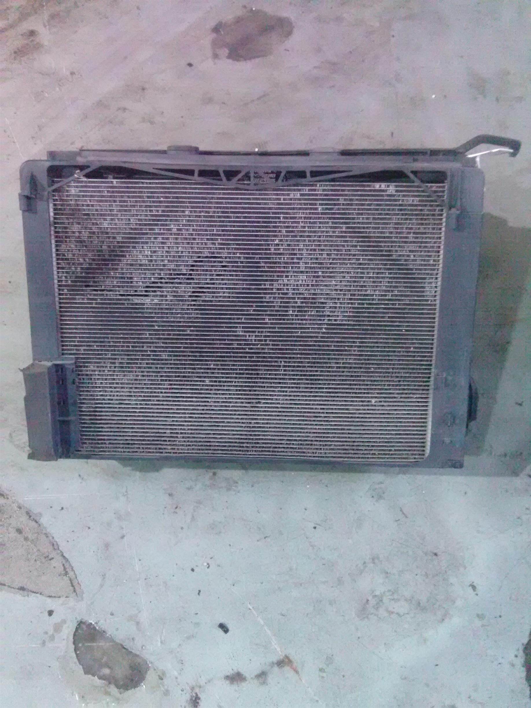 Radiator apa BMW F10, 2.0 d, an 2011, N47D20C