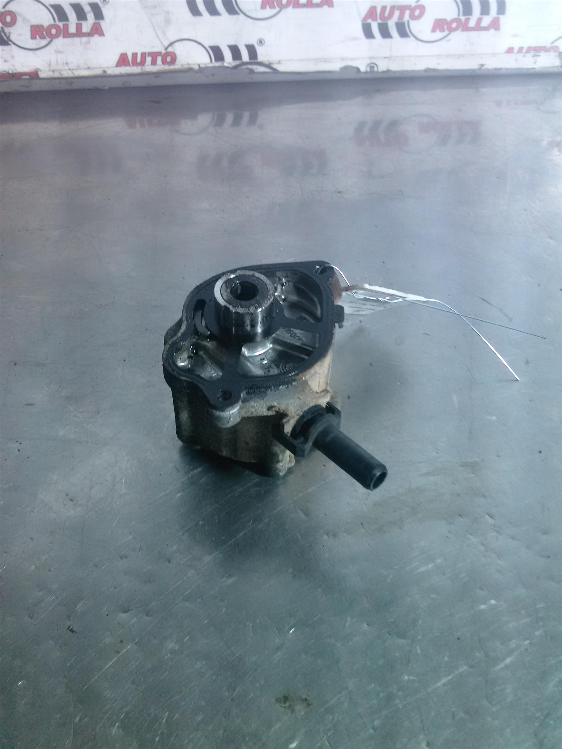 Pompa vacuum Mercedes Sprinter 2.2d E5 an 2012.