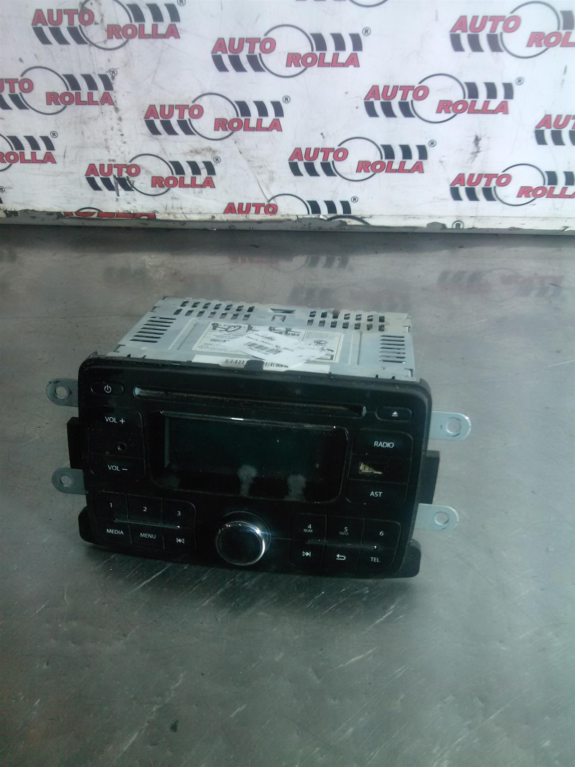 Cd player Dacia Doker an 2013