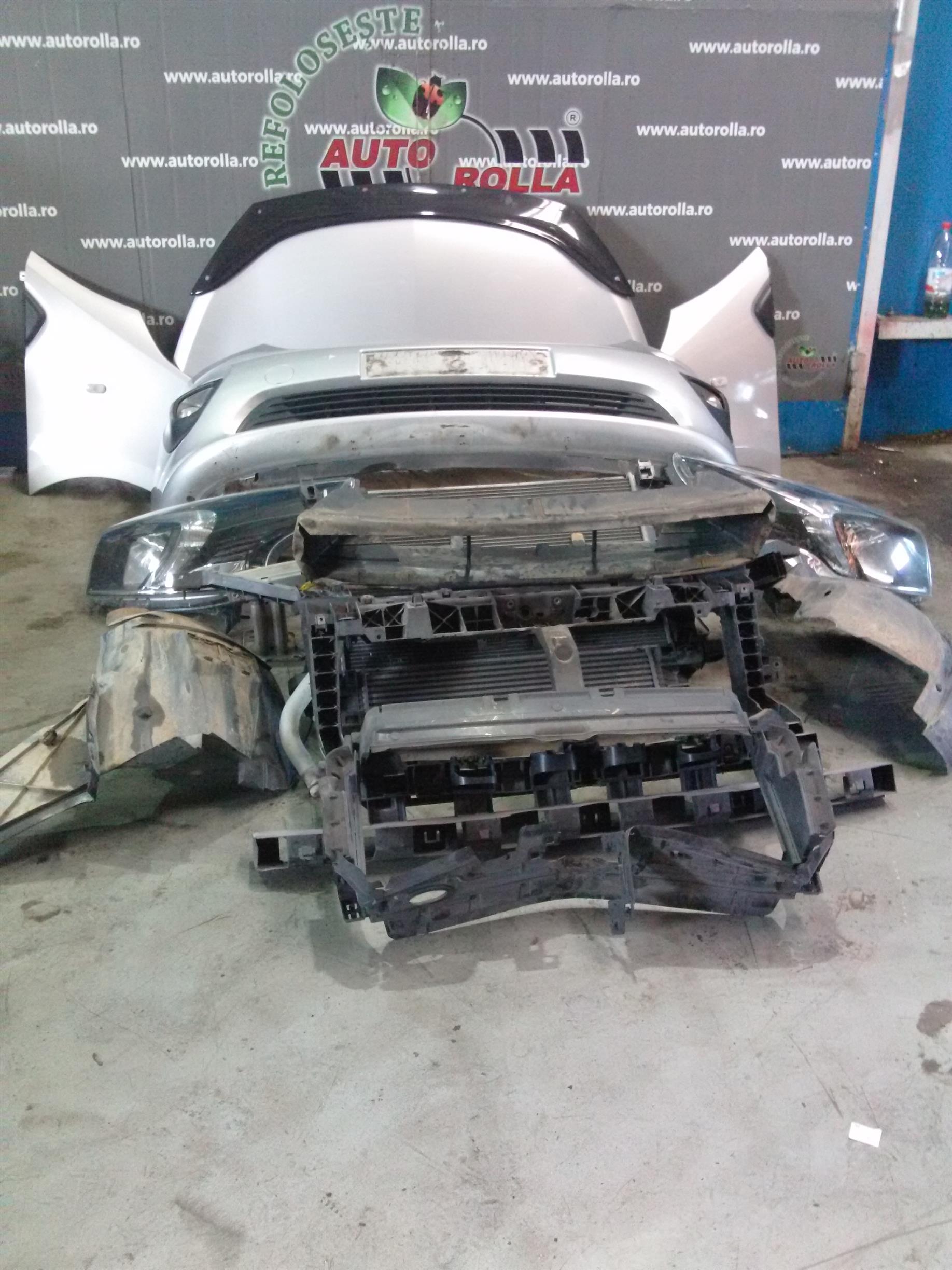 Fata completa Opel Vivaro, 1.6d, biturbo, an 2015