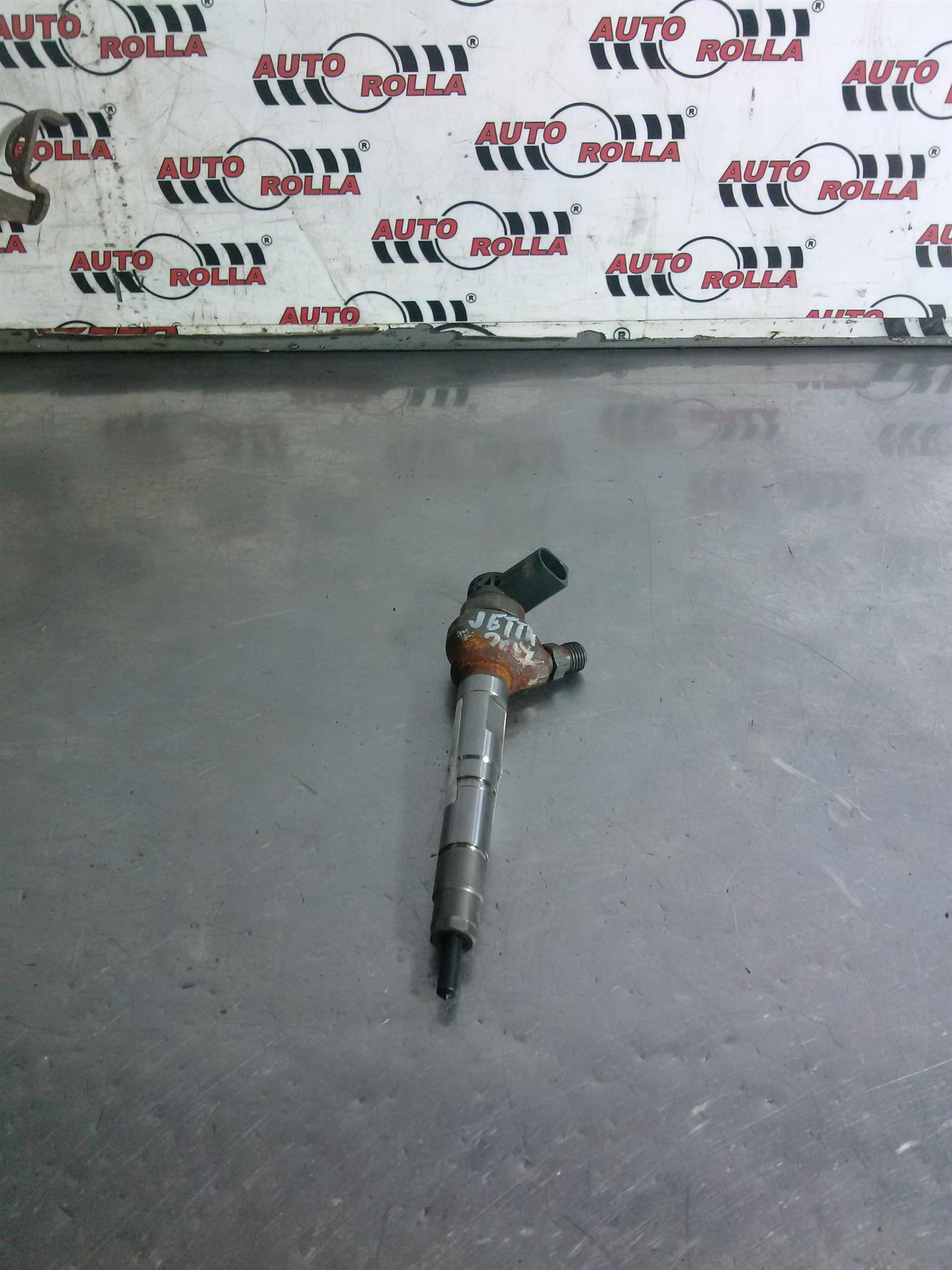 Injector Volkswagen Jetta, 2.0TDI, an 2017, CUUA
