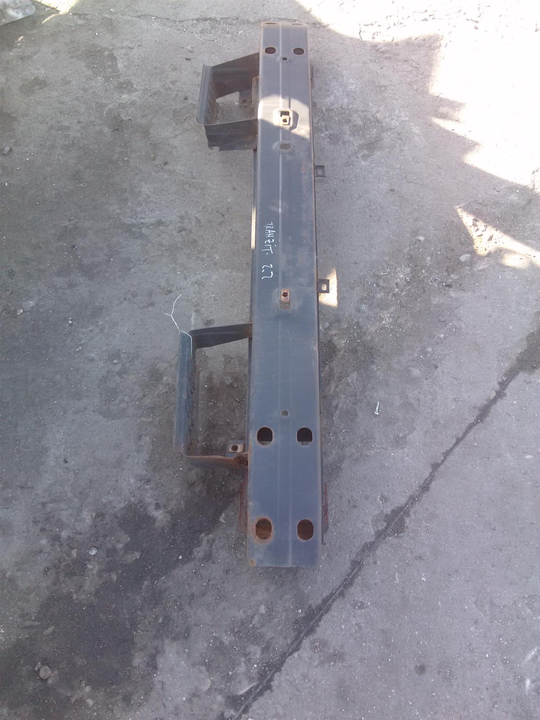 Intaritura bara fata Ford Transit, an 2008