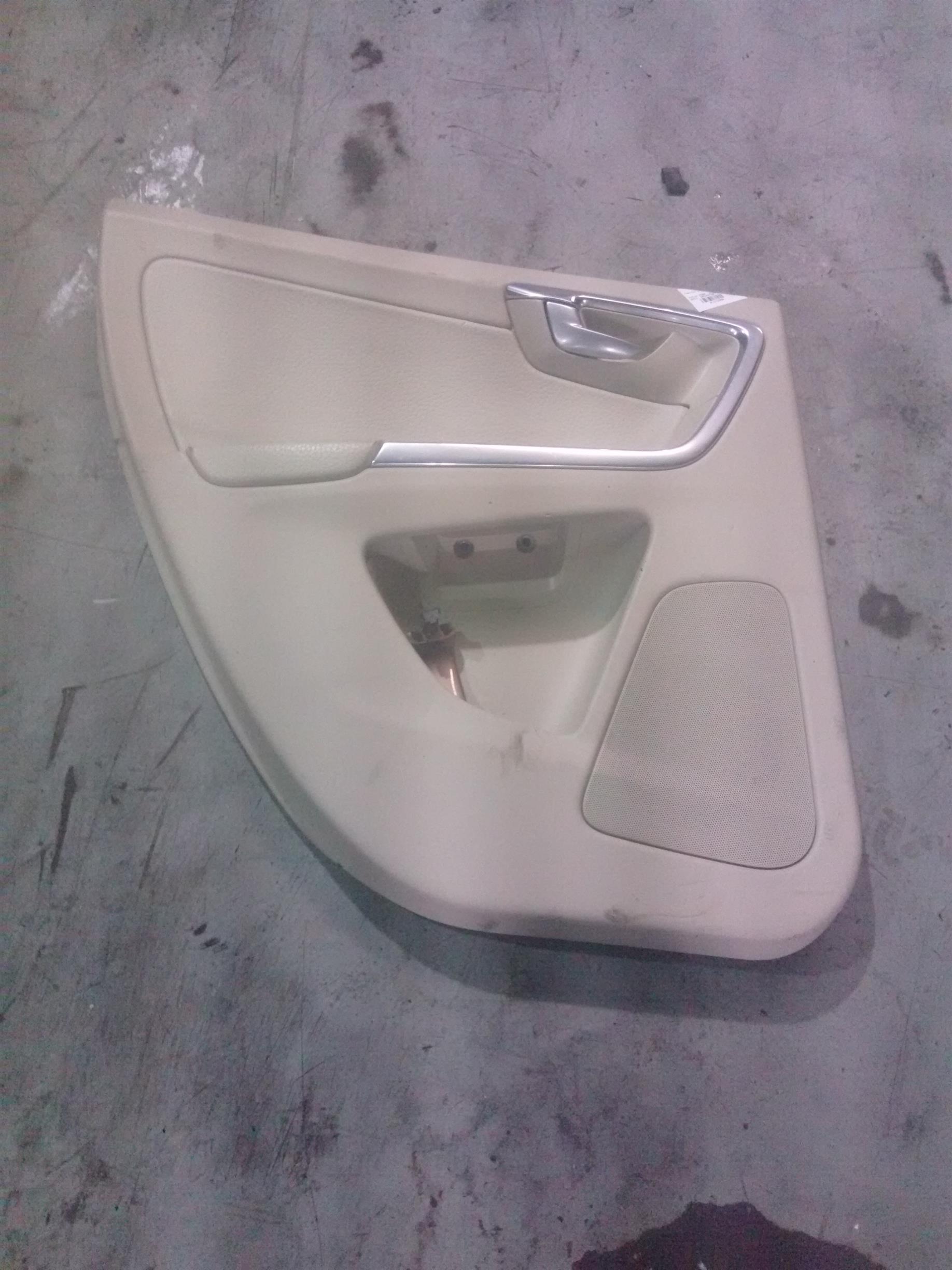 Tapiterie usa stanga spate Volvo XC60, 2.4D, an 2013, D5244T15