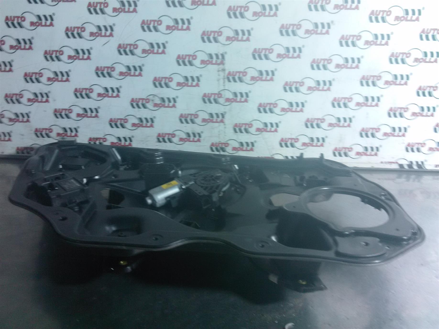 Macara+motoras stanga fata Volvo XC60, 2.4D, an 2013, D5244T15