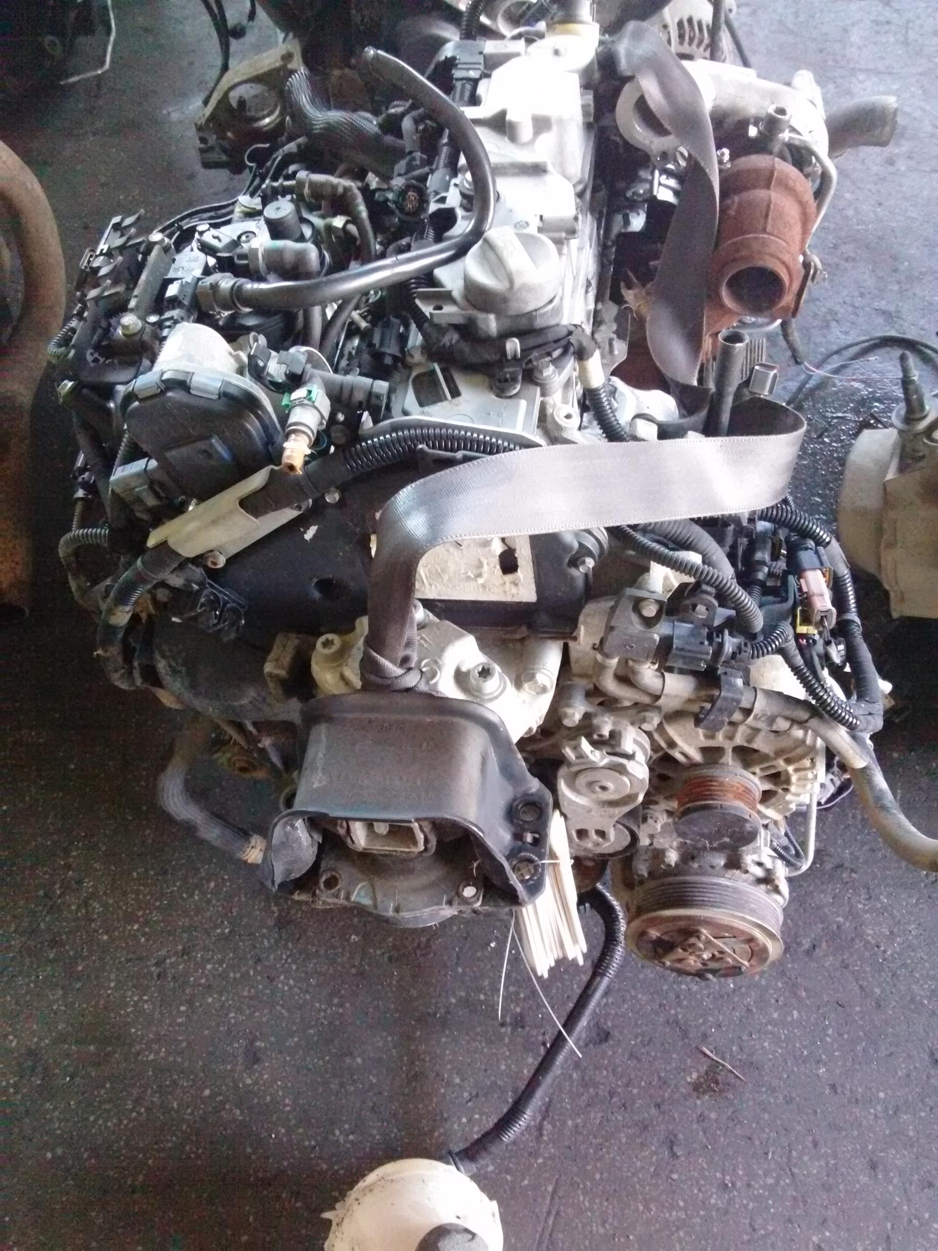 Motor Peugeot Partner 1.6HDI, an 2013 9H06.