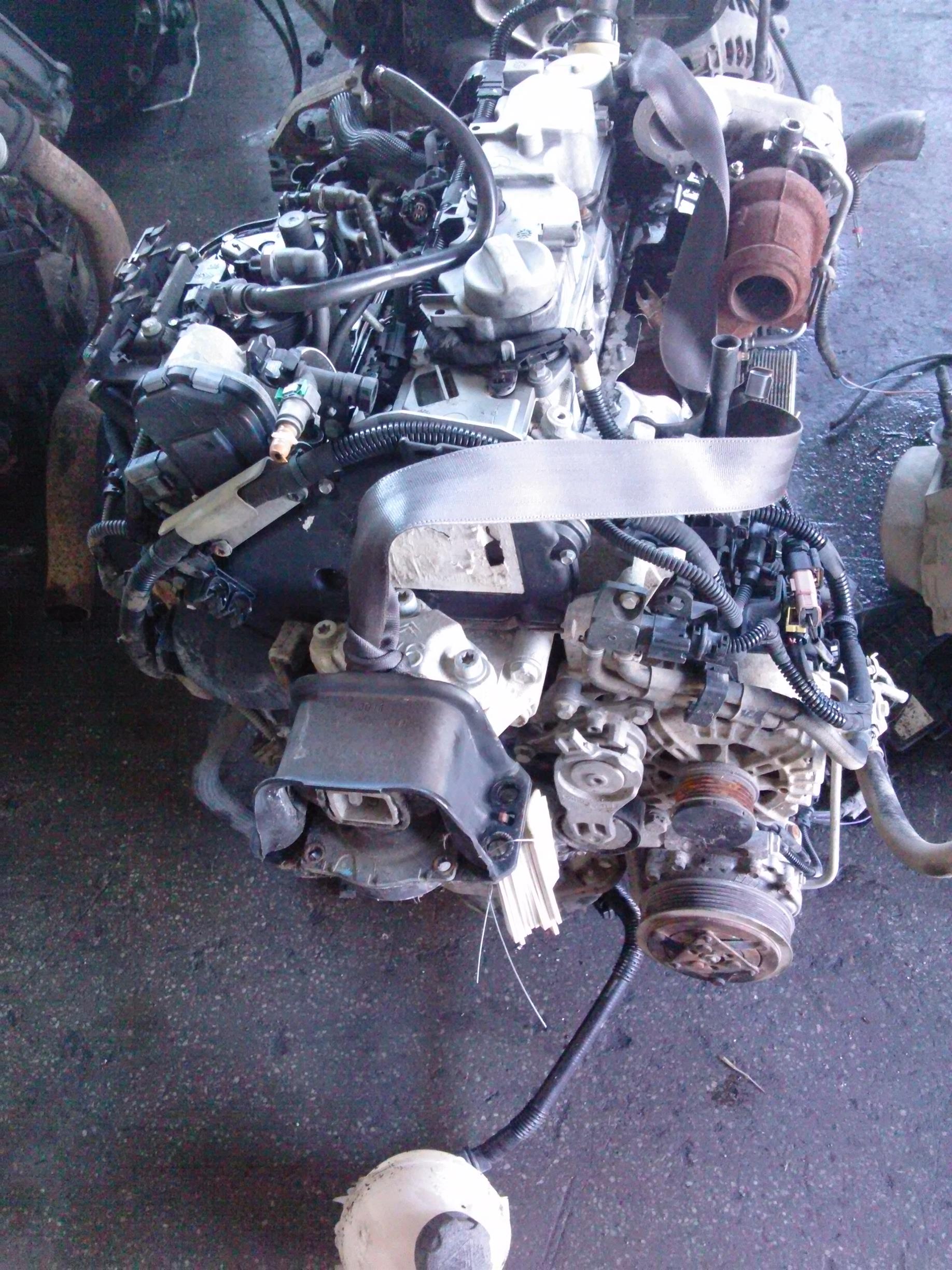 Alternator Peugeot Partner 1.6HDI, an 2013 9H06.