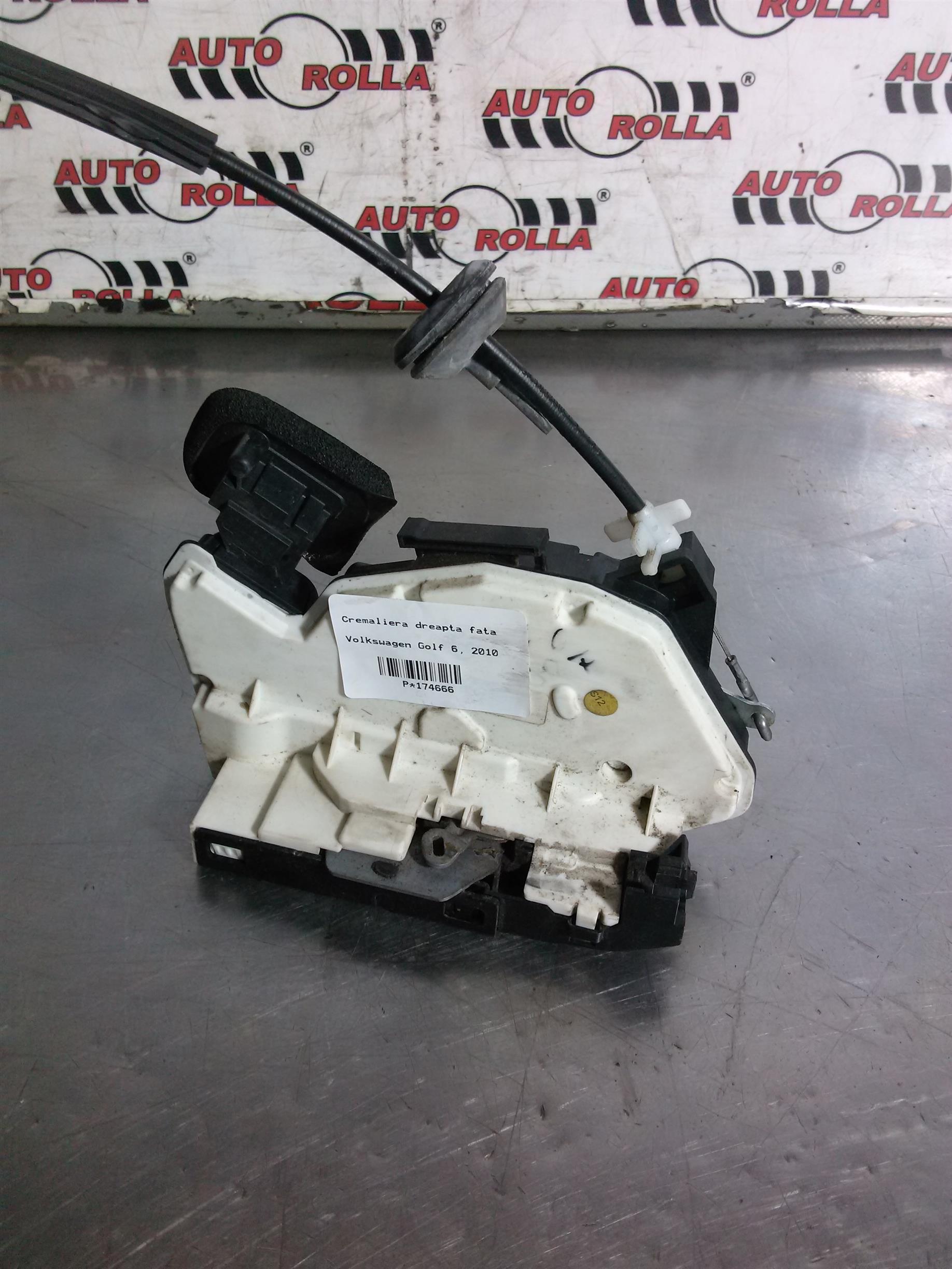 Cremaliera dreapta fata Volkswagen Golf 6, 2010