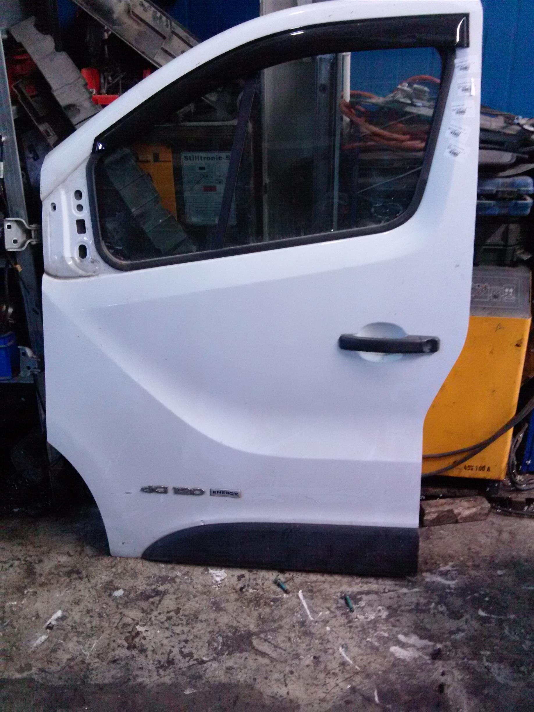 Cremaliera stanga fata Renault Trafic 1.6 d, an 2017, R9MH4, euro6.