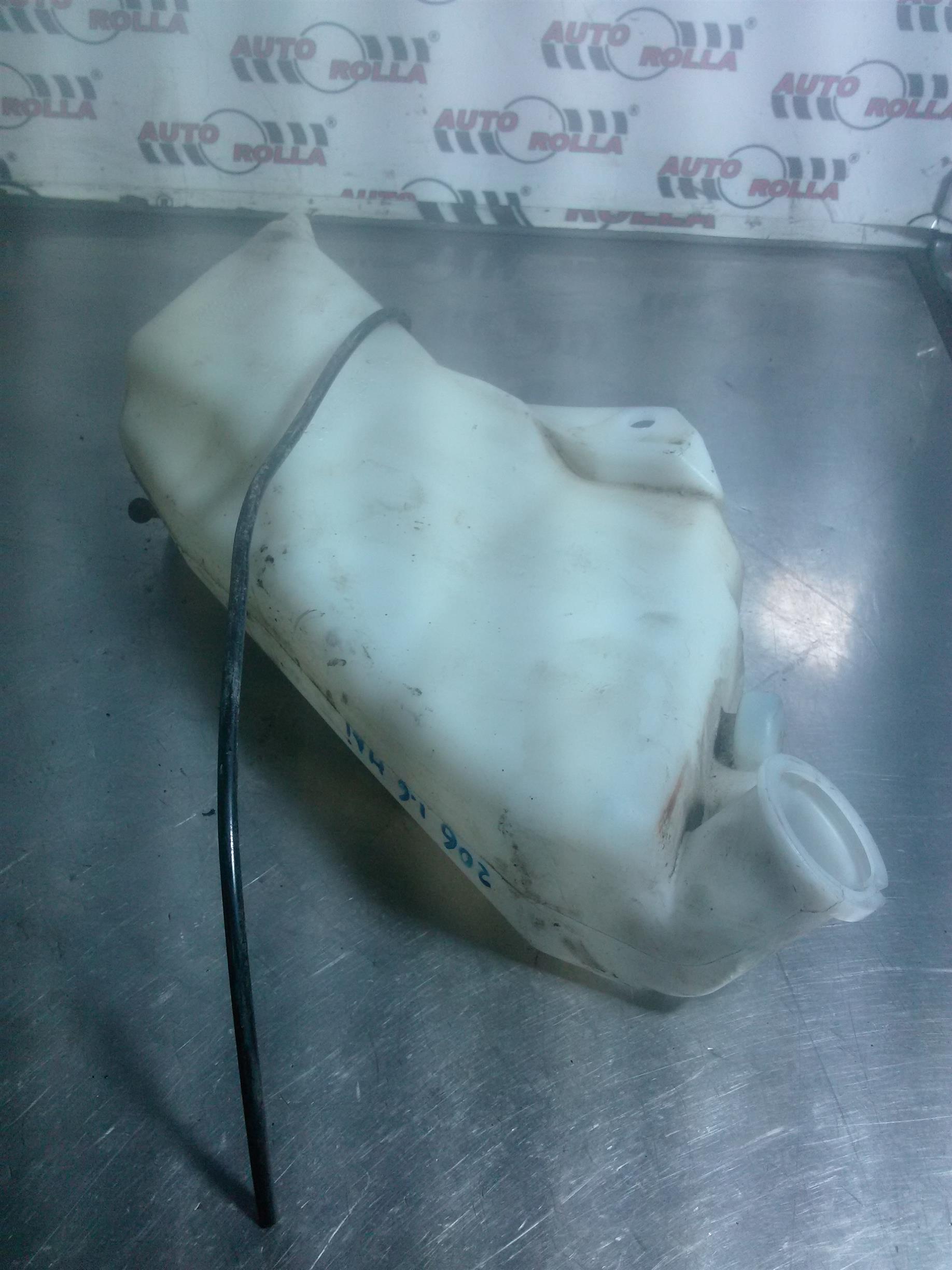 Vas spalator Peugeot 206, an 2006