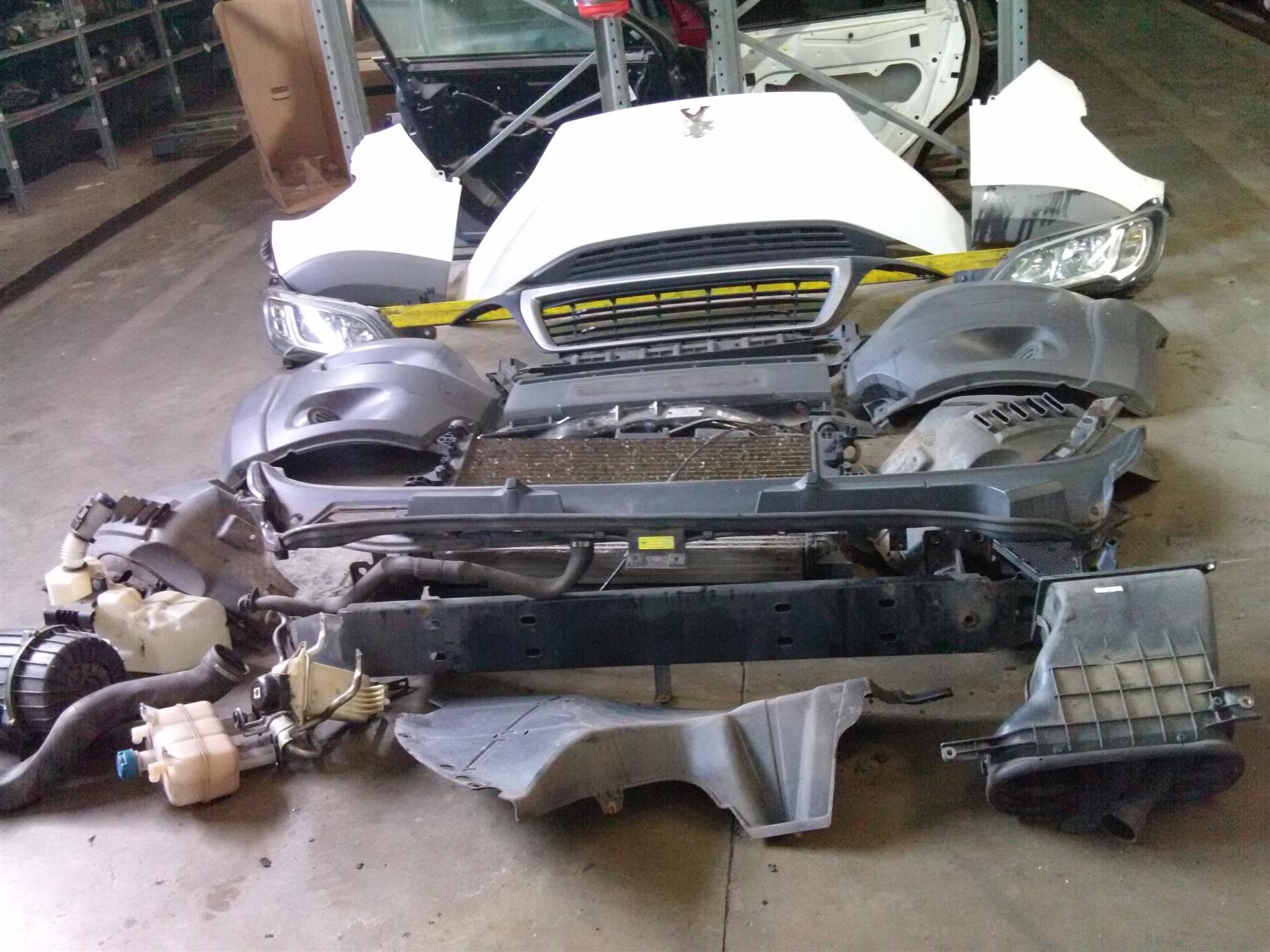 Fata completa Peugeot Boxer, 2.2HDI, an 2014