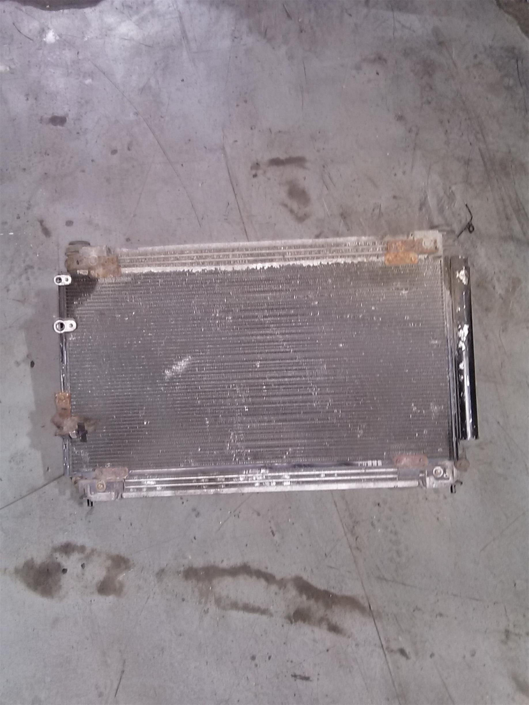 Radiator intercooler Lexus IS 2.2D, an 2008