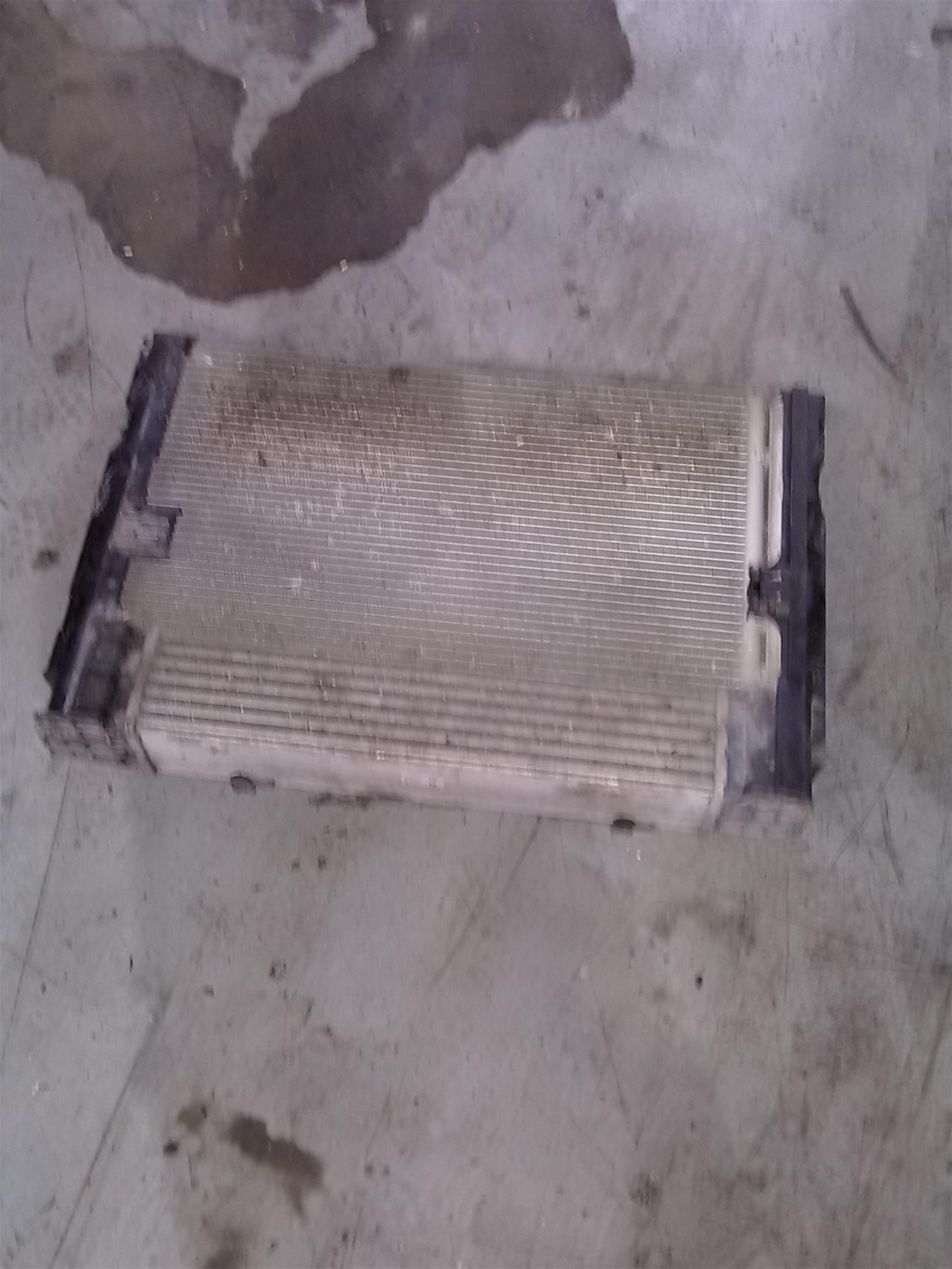 Radiator ac BMW seria 1 E87 2.0 d, an 2008