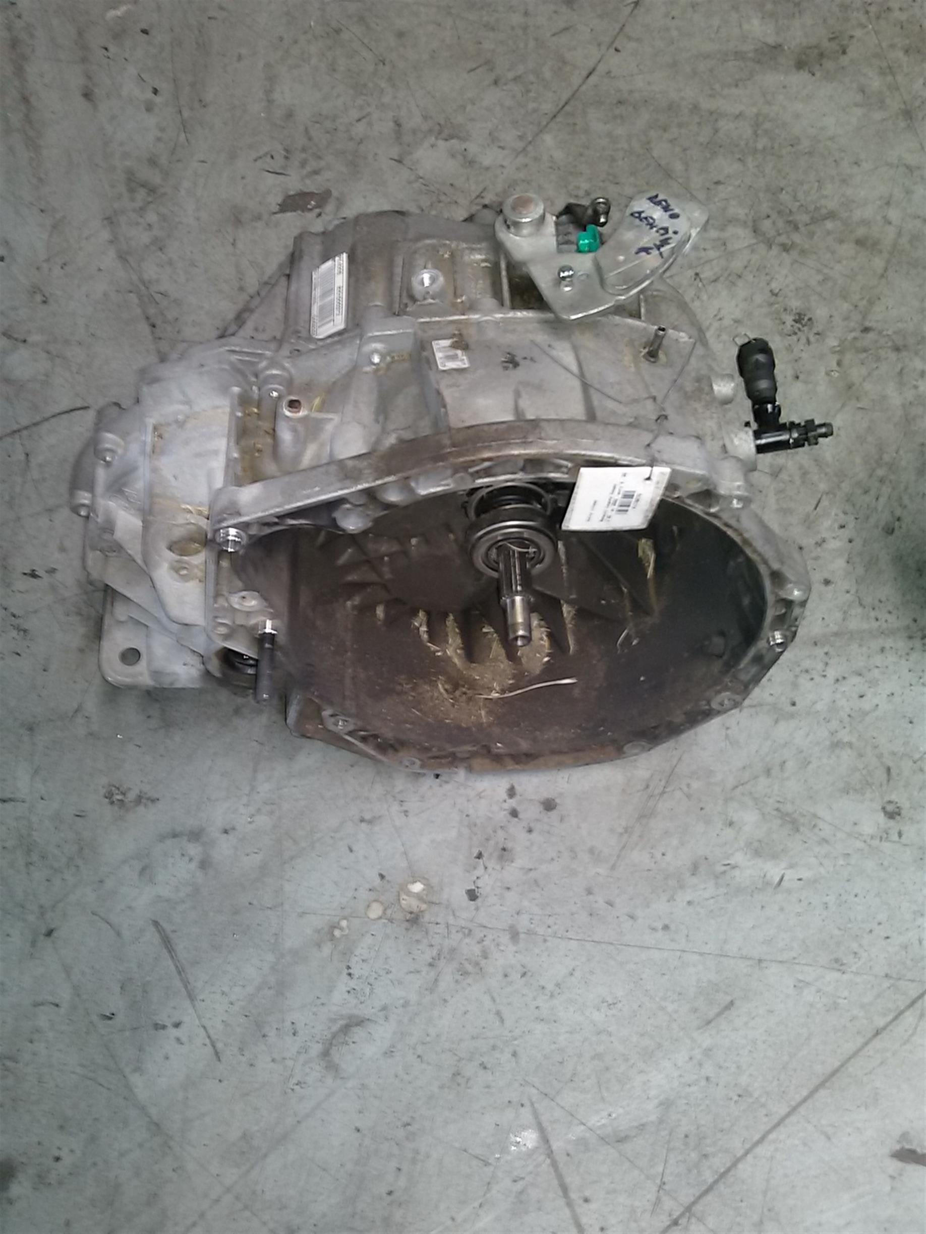 Cutie viteze Renault Laguna Coupe 2.0S, an 2009, euro 4, 201CP