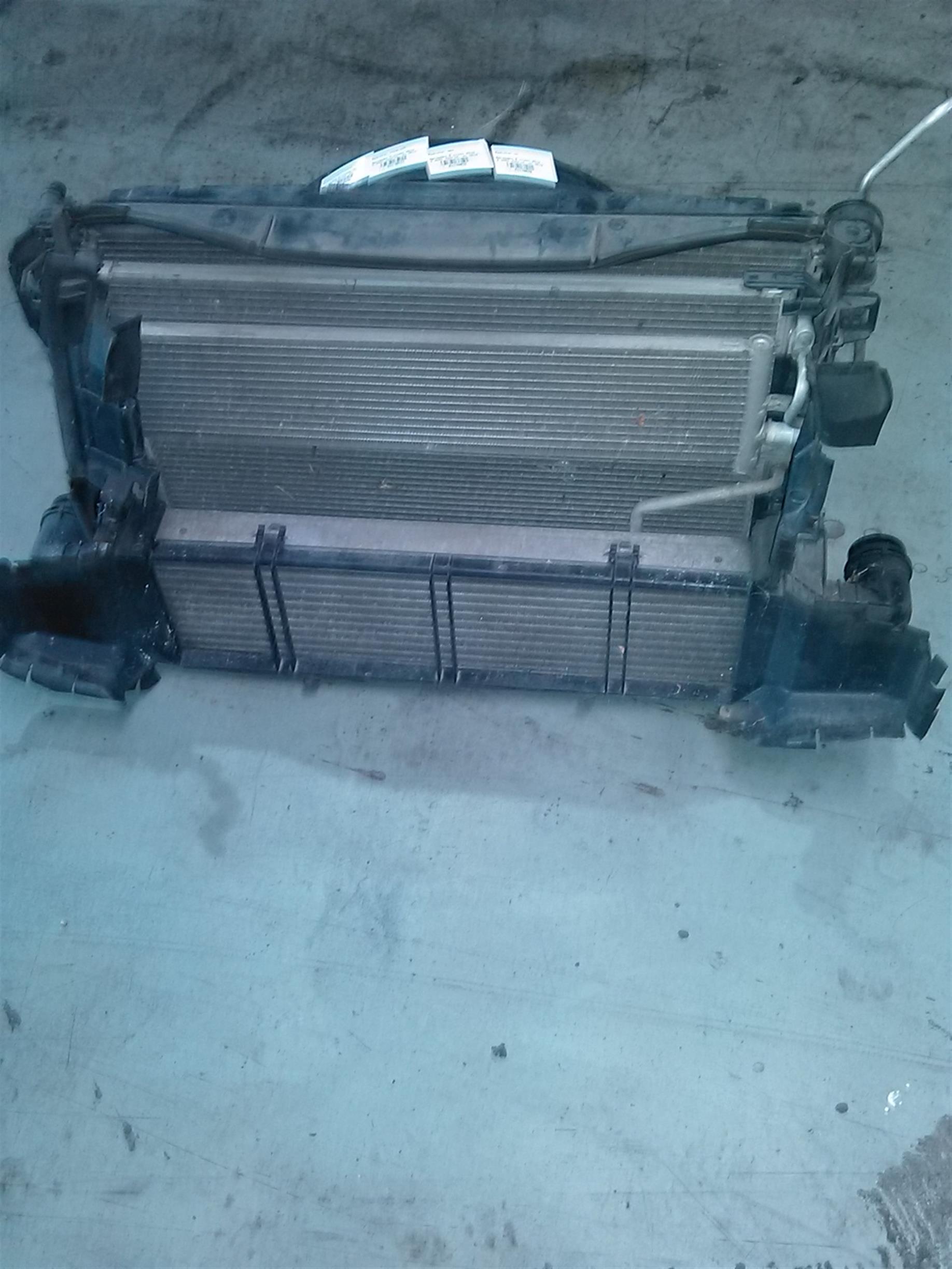 Radiator intercooler Mercedes E class W212 , 2.2CDI Hybrid, an 2012