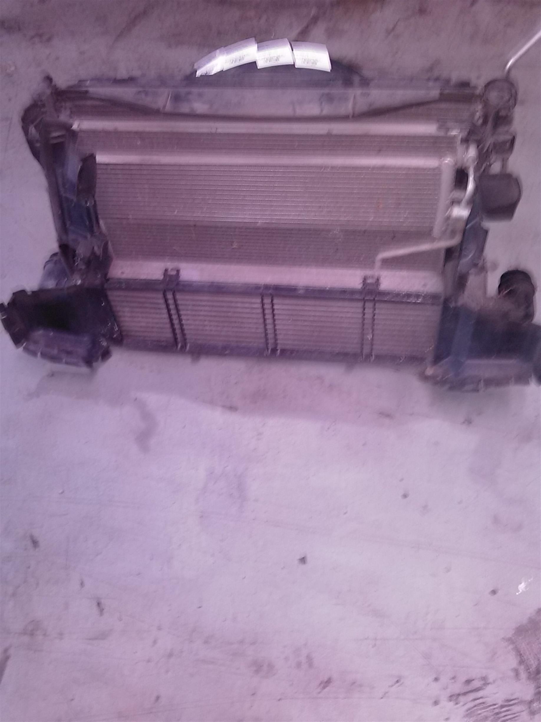 Radiator apa Mercedes E class W212 , 2.2CDI Hybrid, an 2012