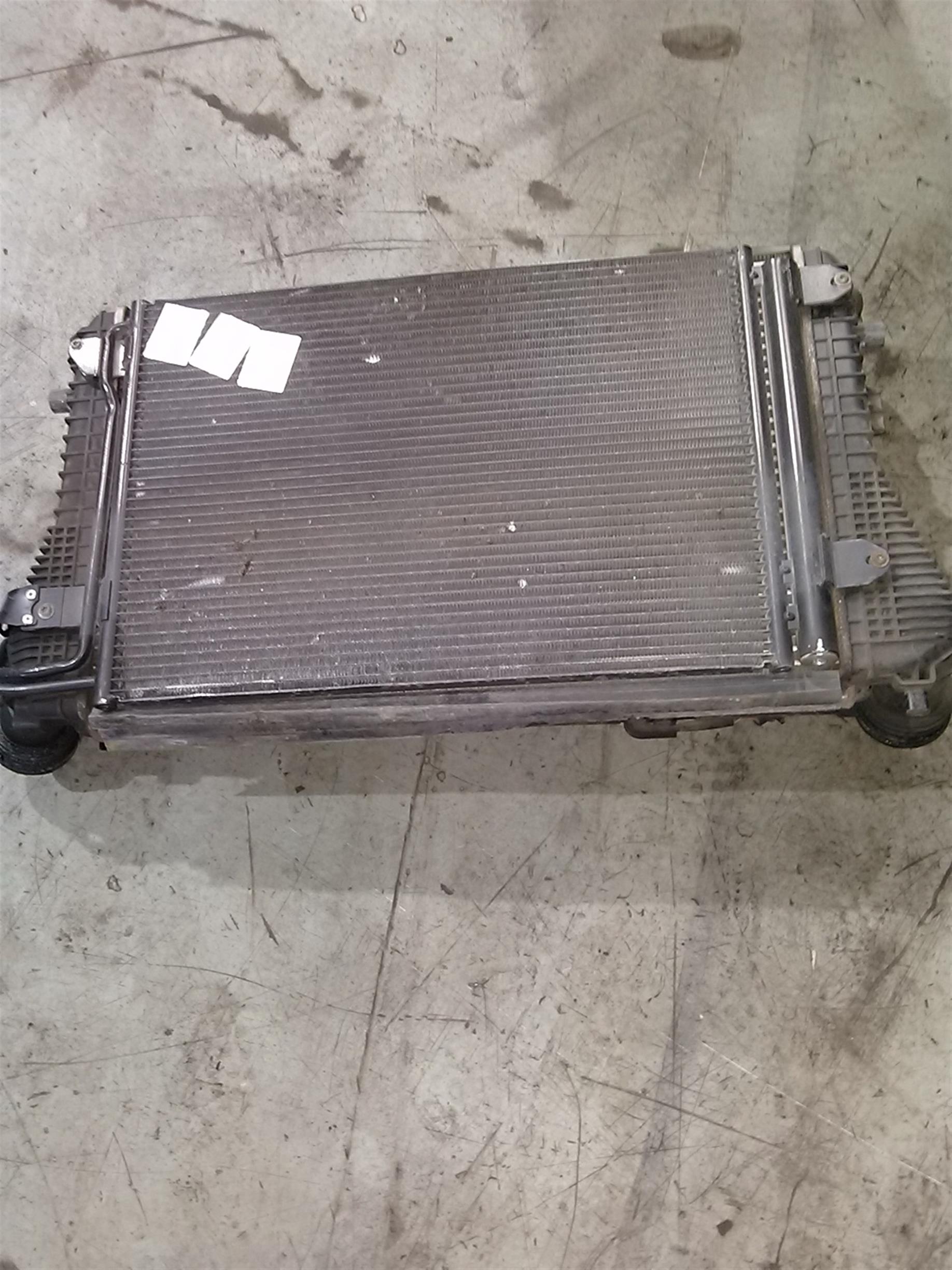 Radiator apa Volkswagen Golf 5, 1.4S, 16V an 2006, euro 4