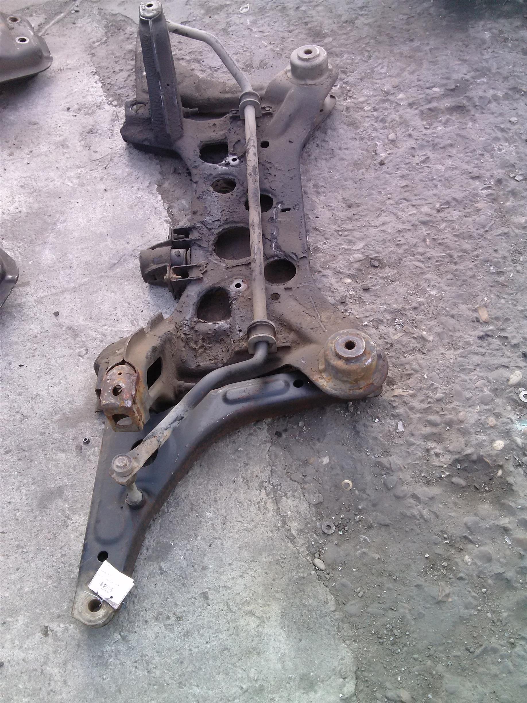 Punte fata Ford Tranzit an 2005