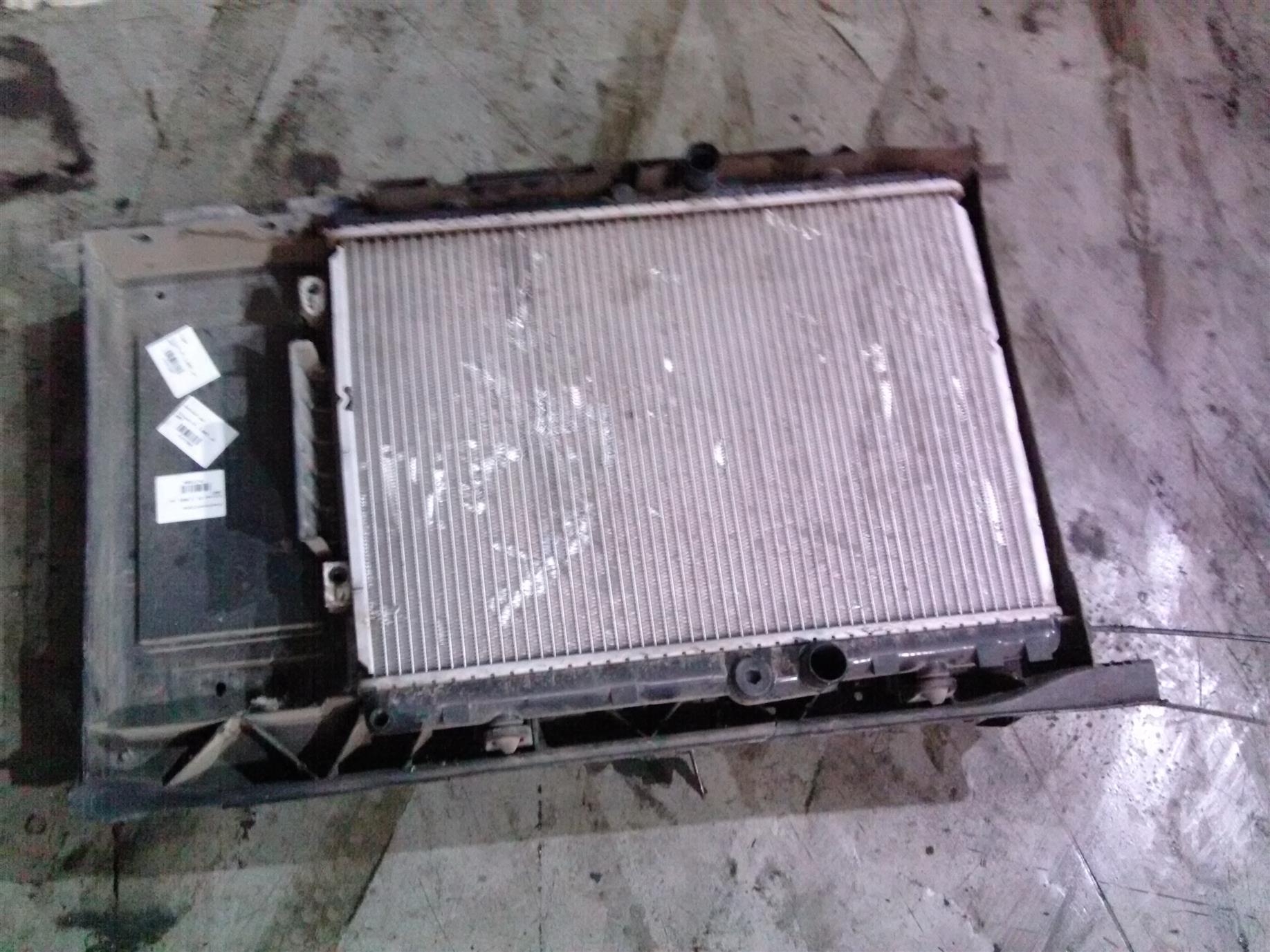 Radiator apa Citroen C4, 1.6HDI, an 2007