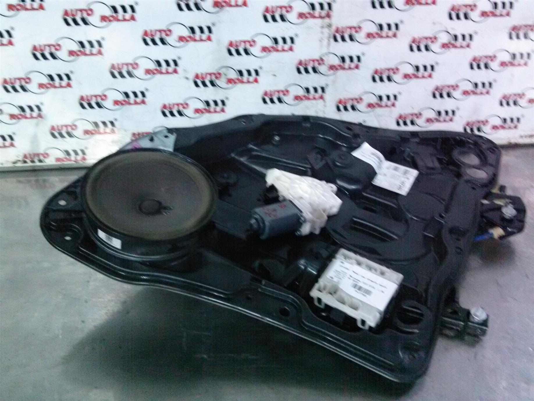 Macara+motoras dreapta spate Mercedes CLA C118, 1.3S, an 2019