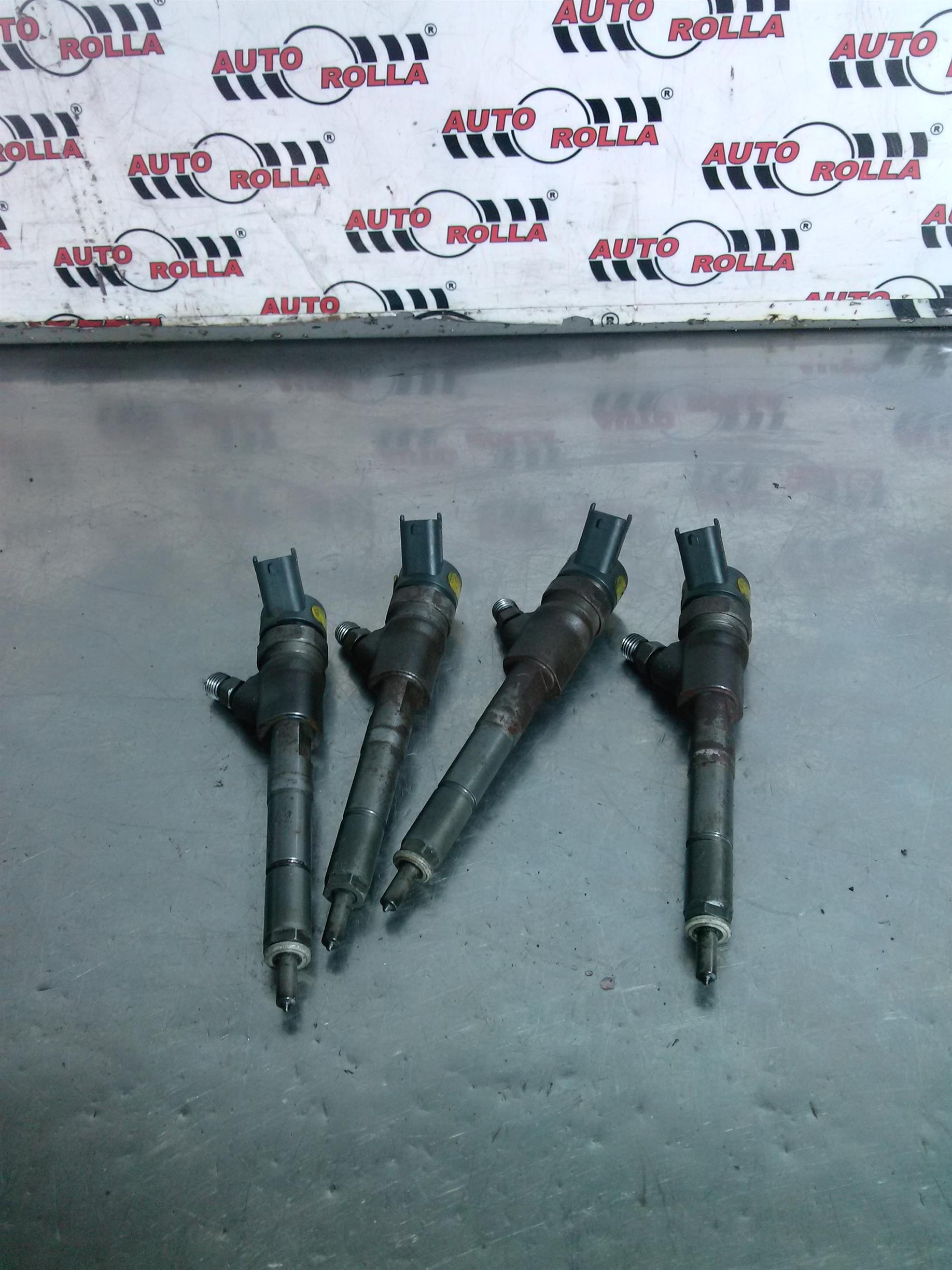 Injectoare set Toyota Yaris ,1.4 d, an 2007