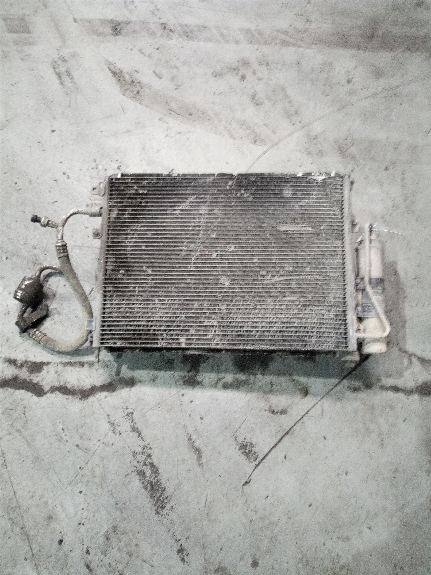 Radiator apa Dacia Logan, 1.6S, an 2006