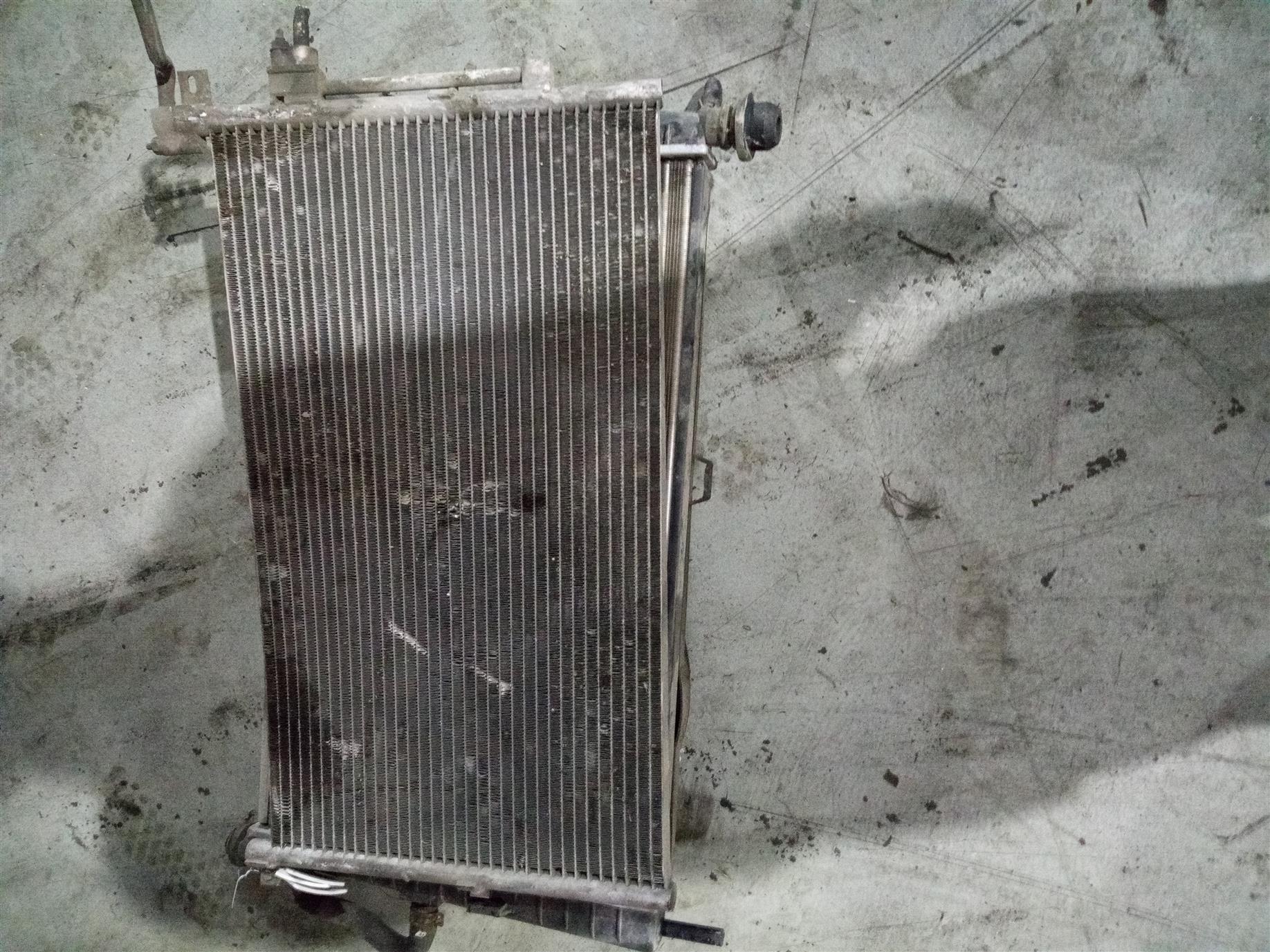 Radiator apa Ford Mondeo MK4 2.0 d, an 2010