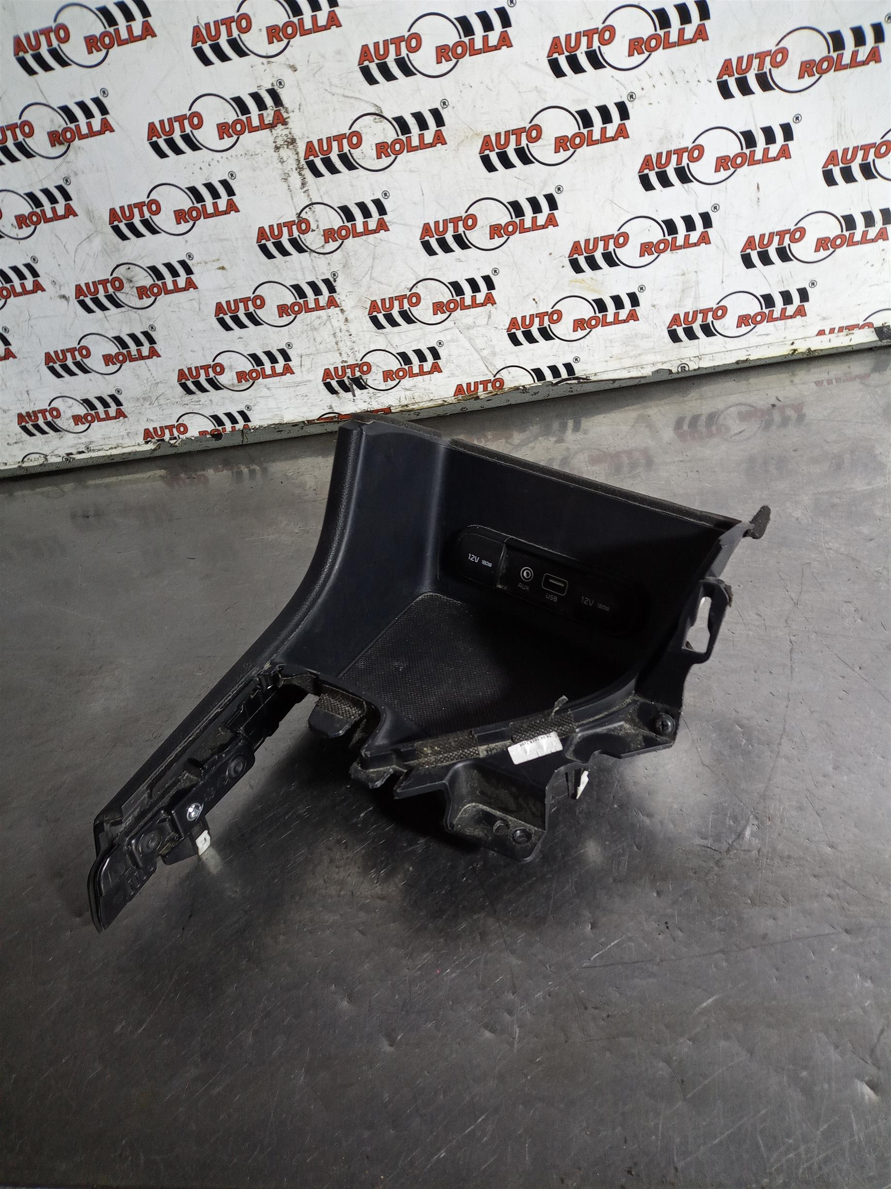 Plastic consola centrala Kia Sportage an 2018