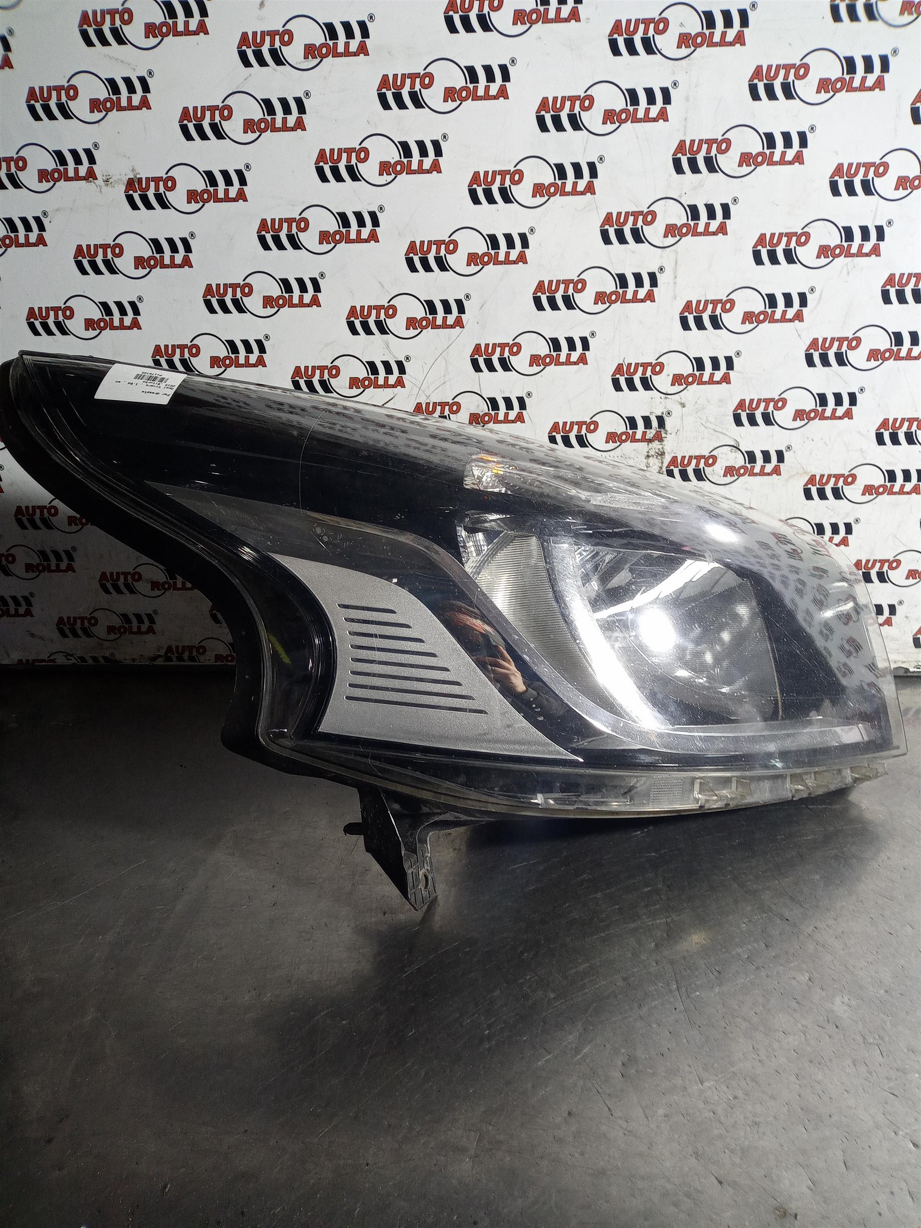 Far dreapta Opel Vivaro , 1.6d , an 2015 ,Biturbo