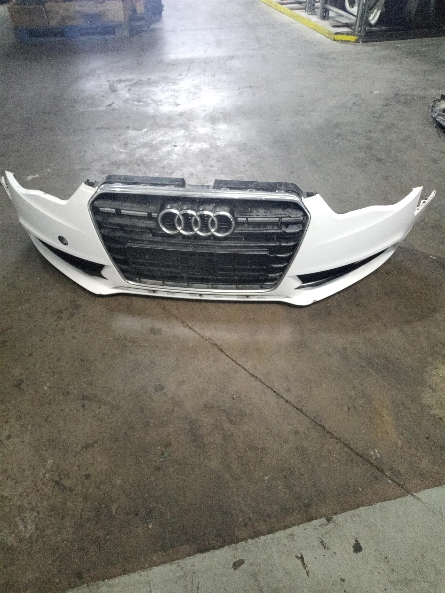 Bara fata Audi A5 ,an 2013
