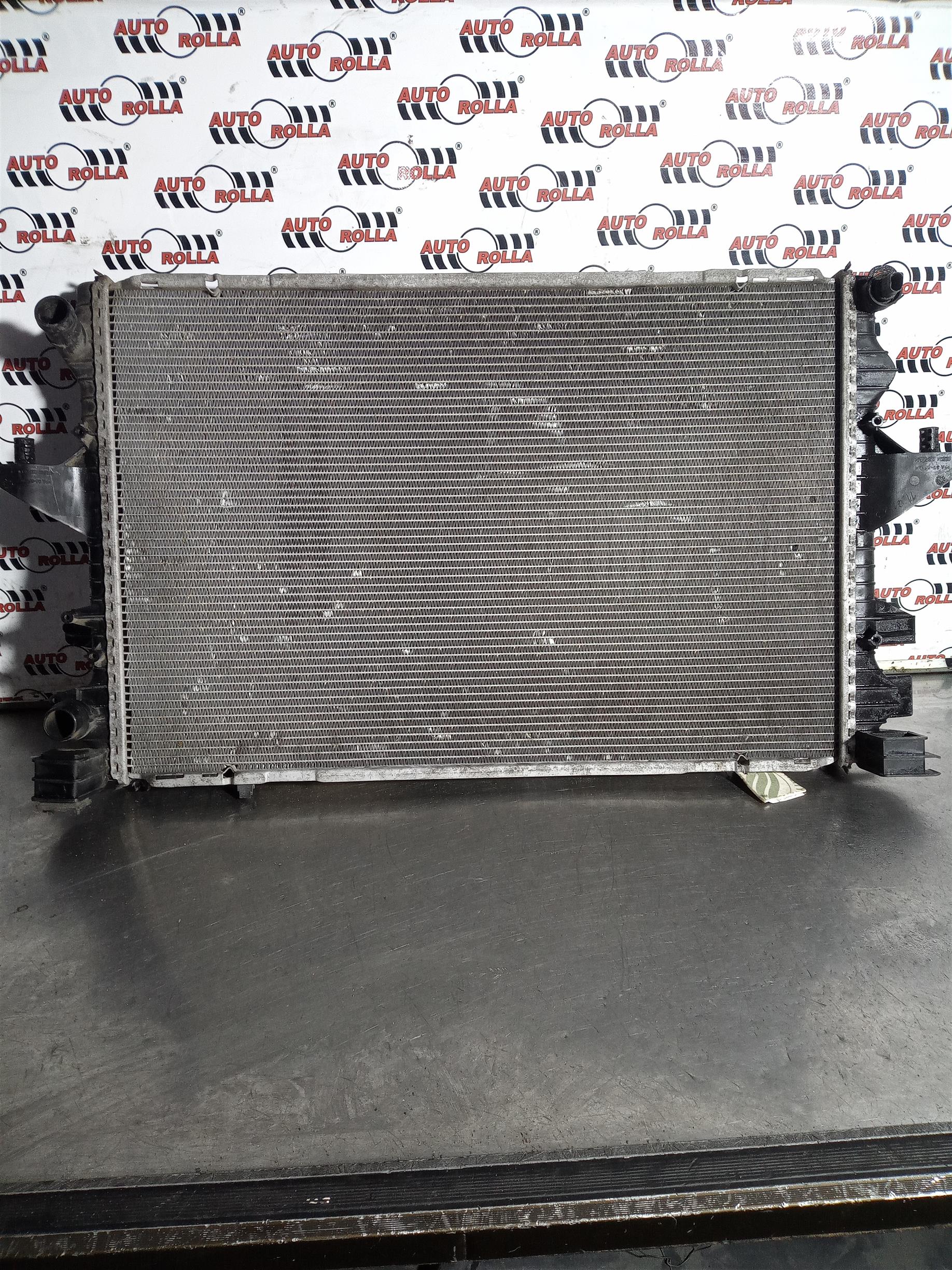 Radiator apa Volkswagen T5 ,2.5, an 2006