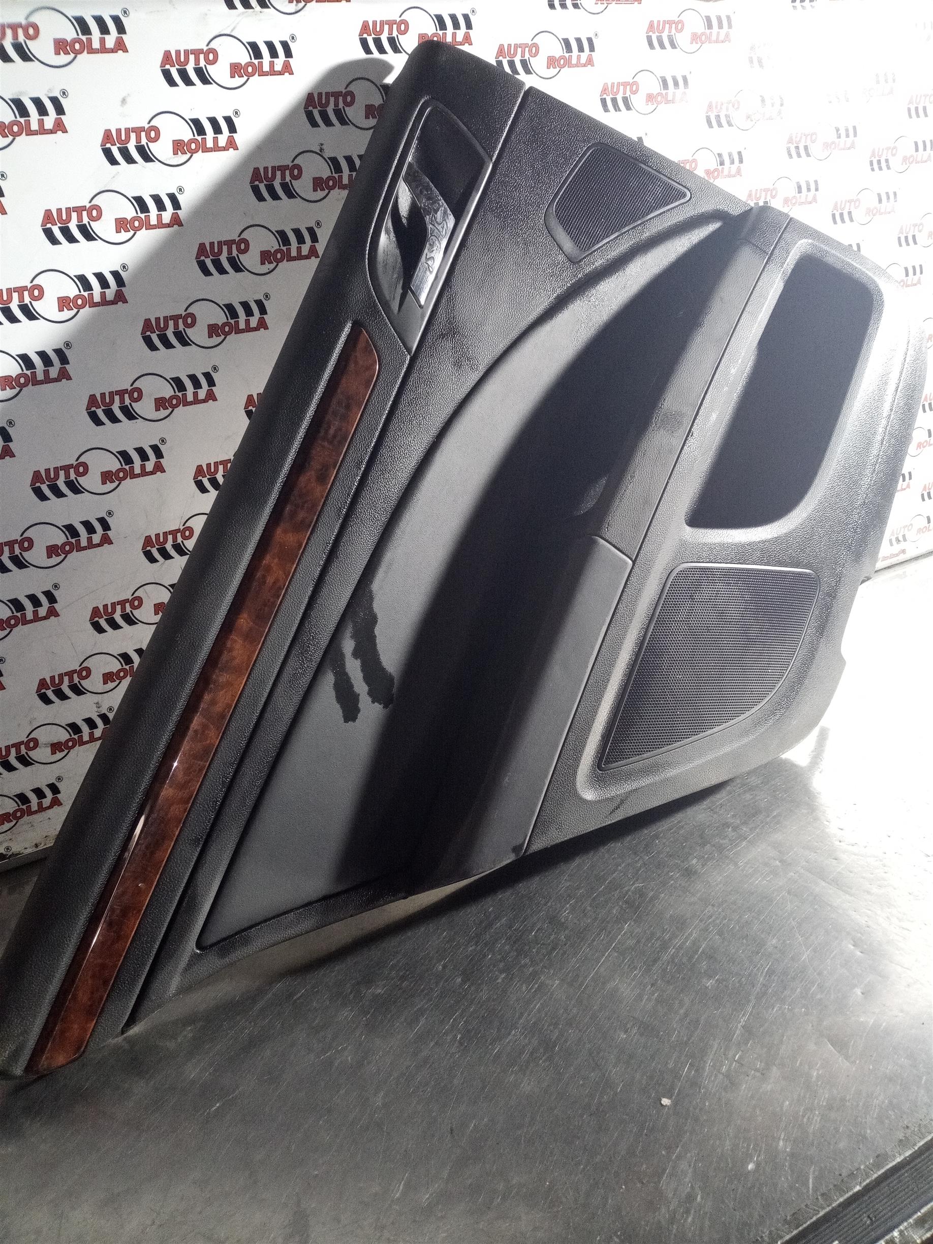 Tapiterie usa stanga spate Skoda Superb 2 , an 2013