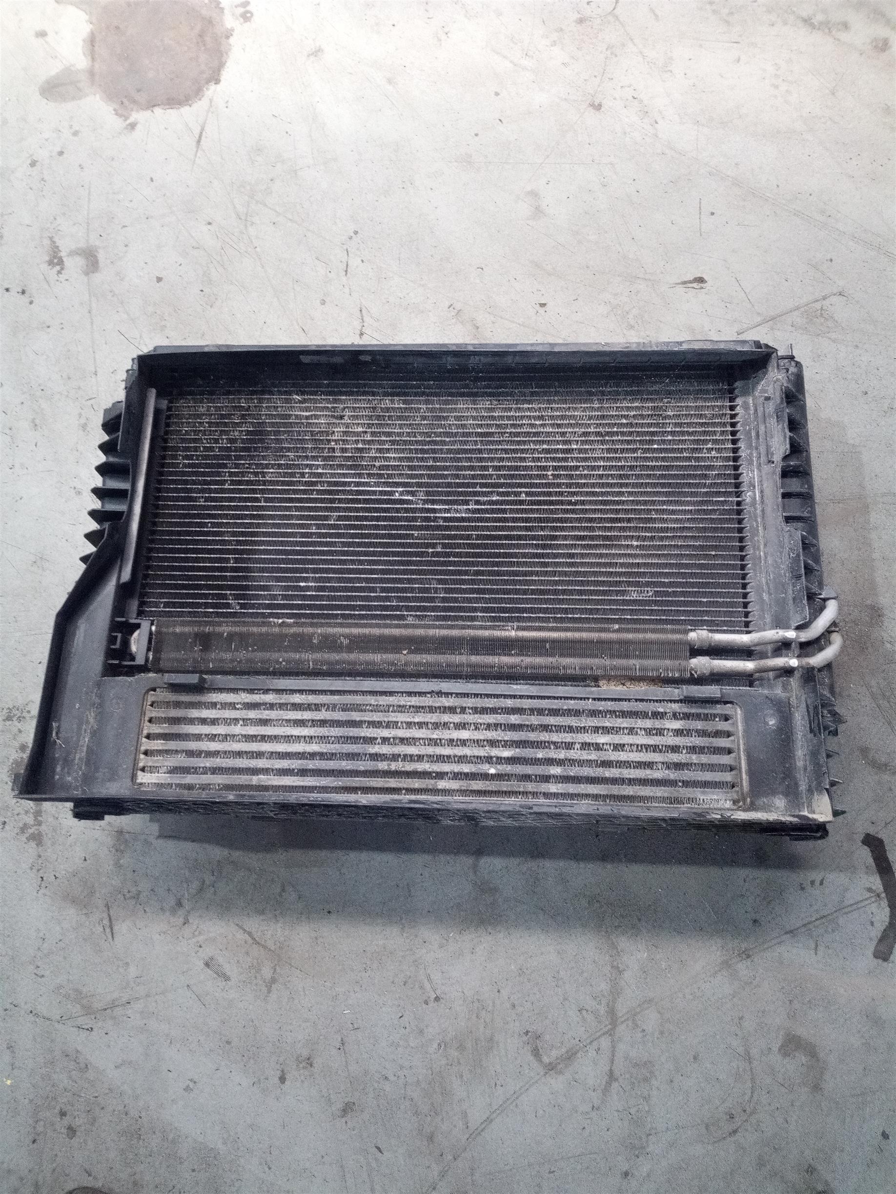 Radiator intercooler Bmw E60 , 2.0D , AN 2006