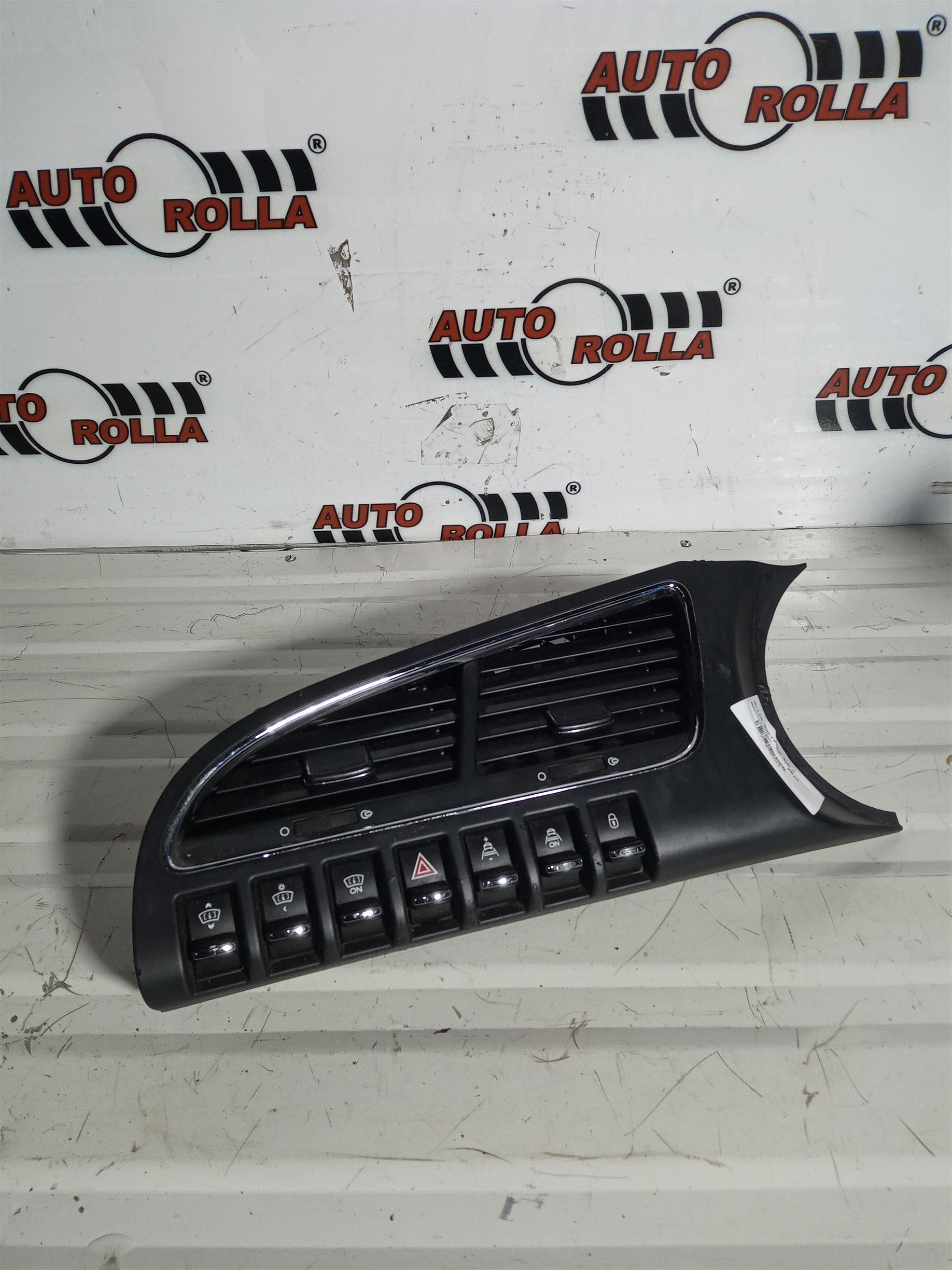 Grila aerisire bord Peugeot 3008, an 2016