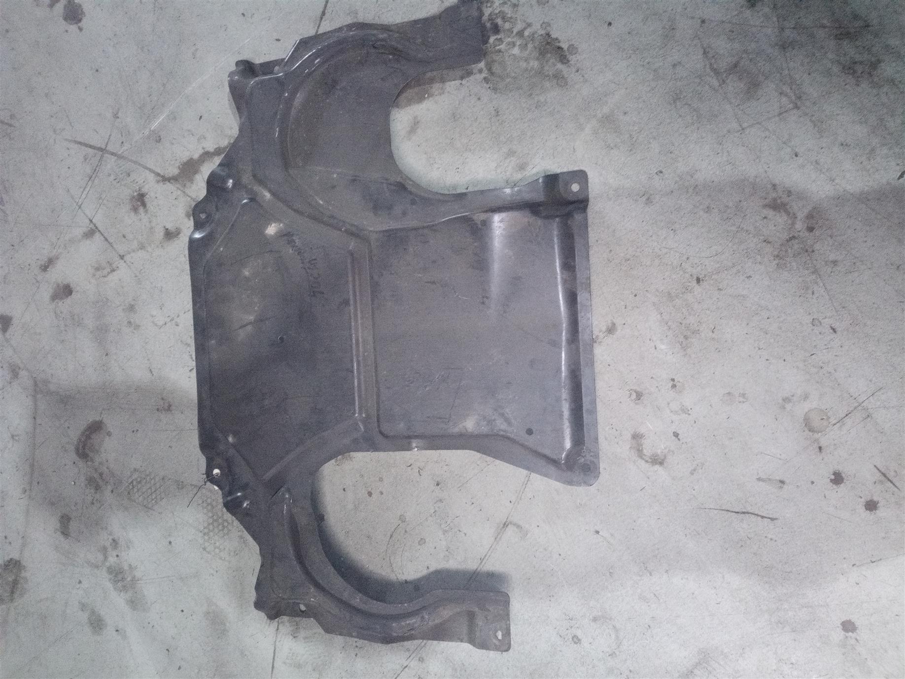 Scut Motor Mercedes W204 , an 2009