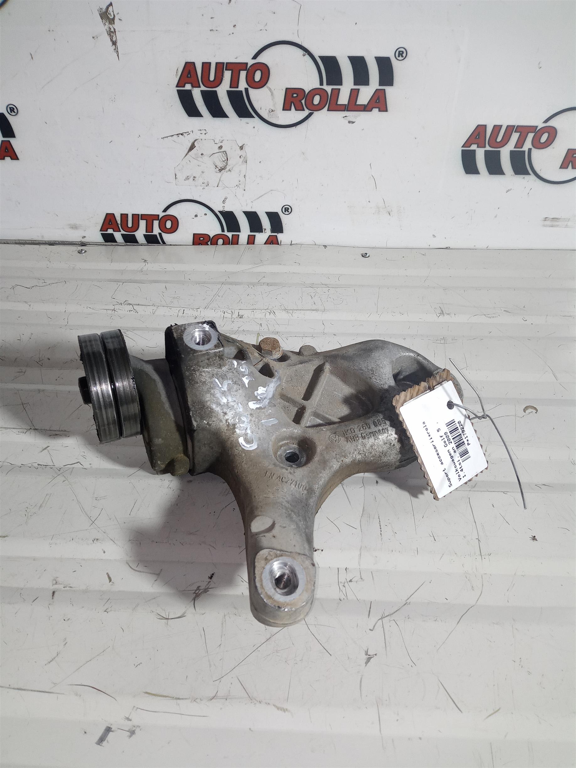 Suport accesorii+rola Volkswagen Golf 5 , 1.4tsi, an 2009