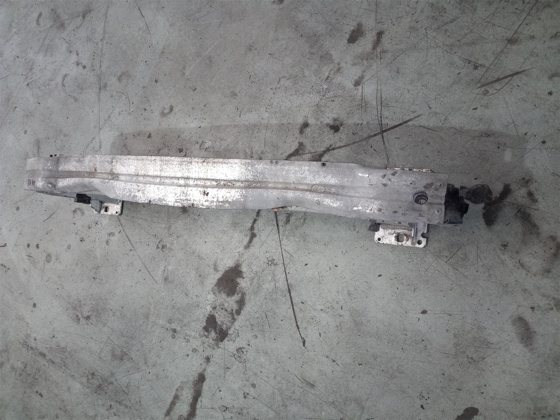 Intaritura bara fata Audi A4 B8 , AN 2013