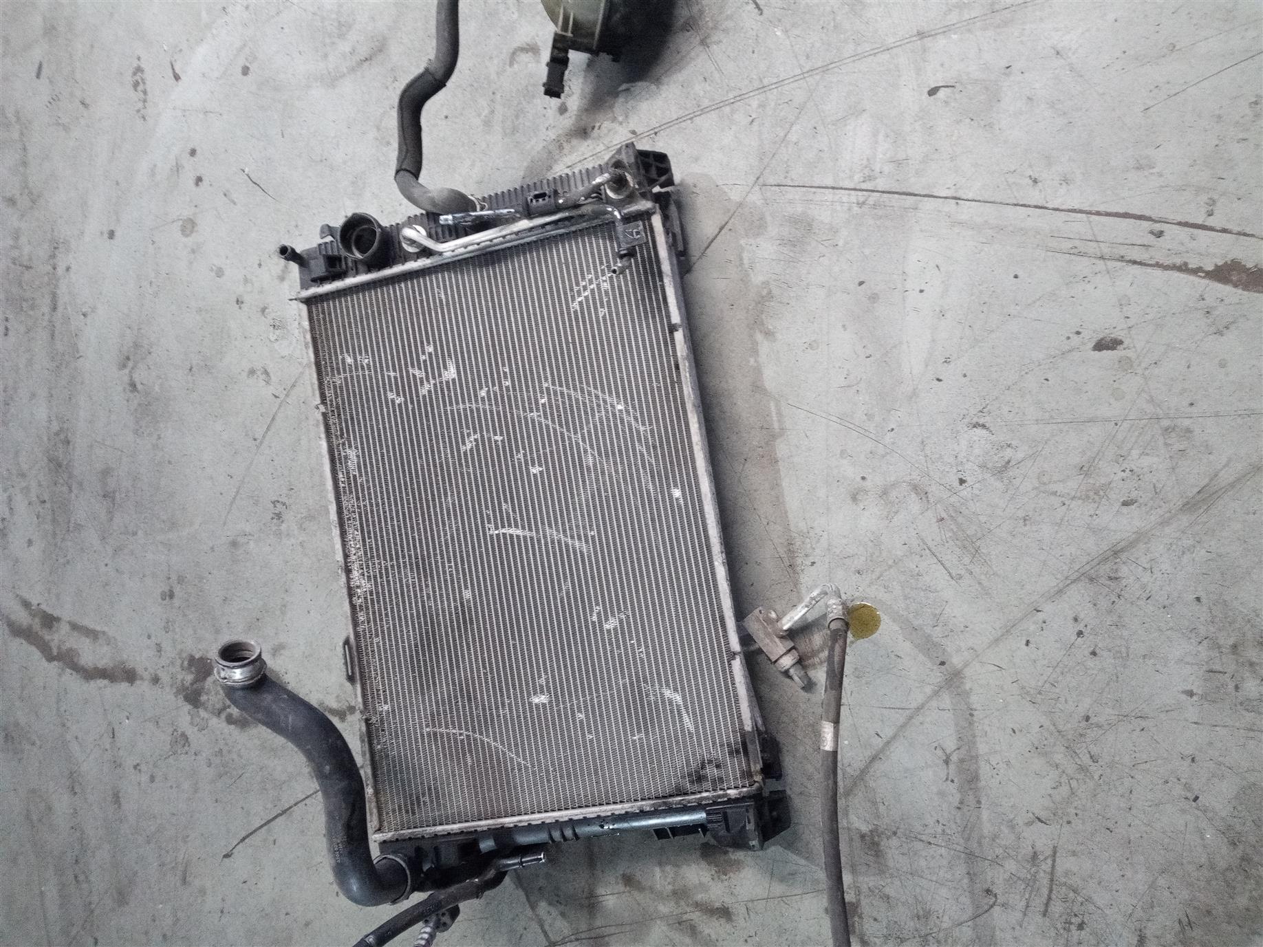Radiator apa Mercedes Cclass , w204, 2.2 cdi , an 2010