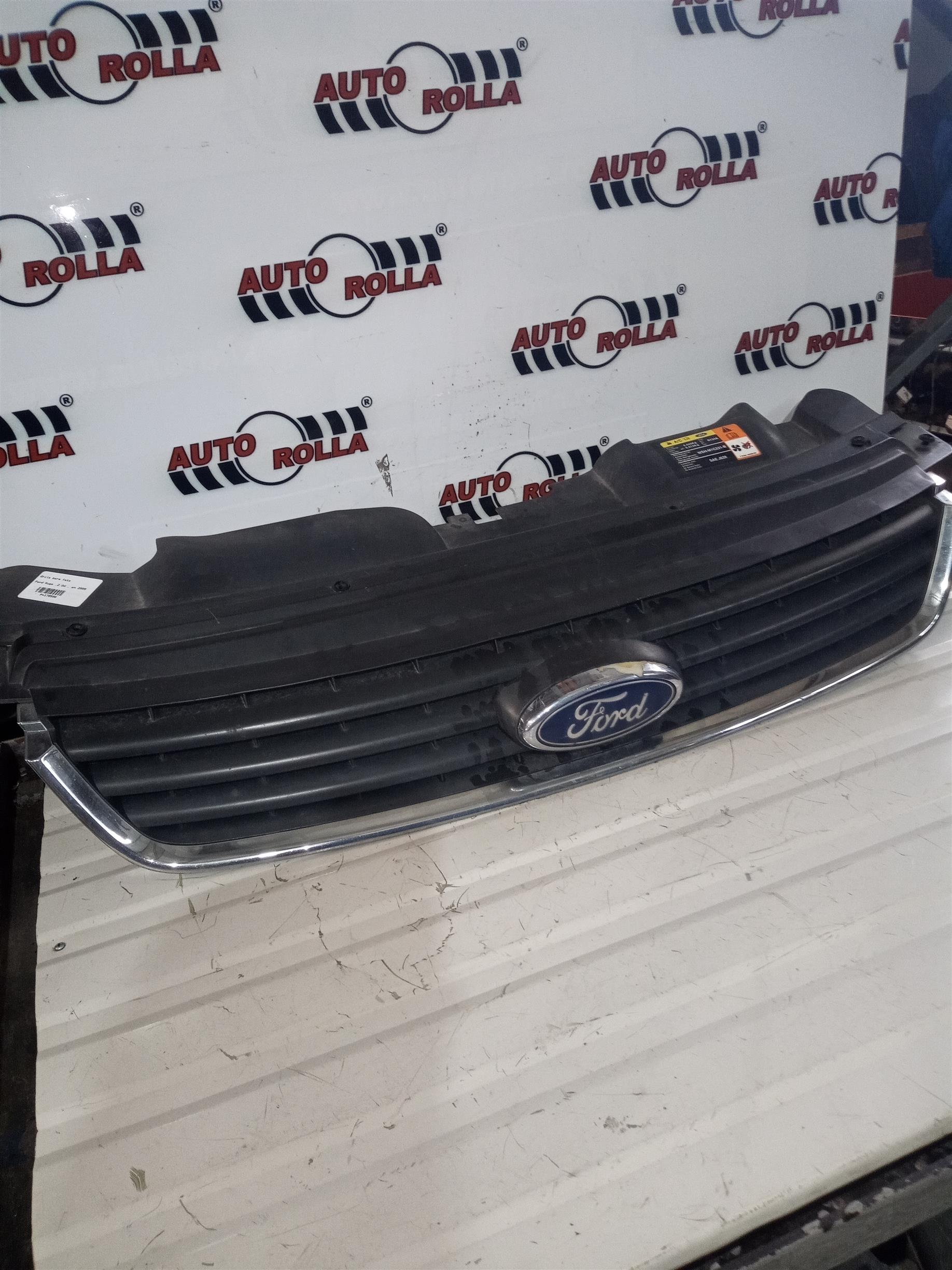 Grila bara fata Ford Kuga ,2.0d , an 2009