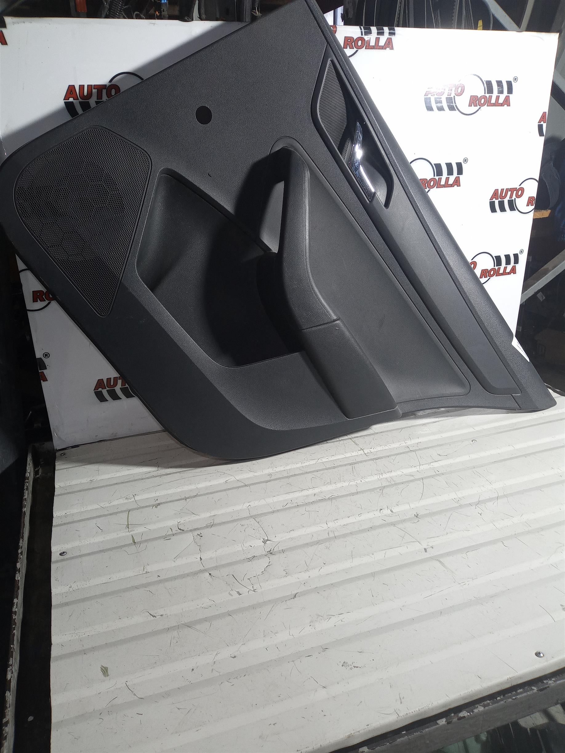 Tapiterie usa dreapta spate Skoda Rapid , an 2016